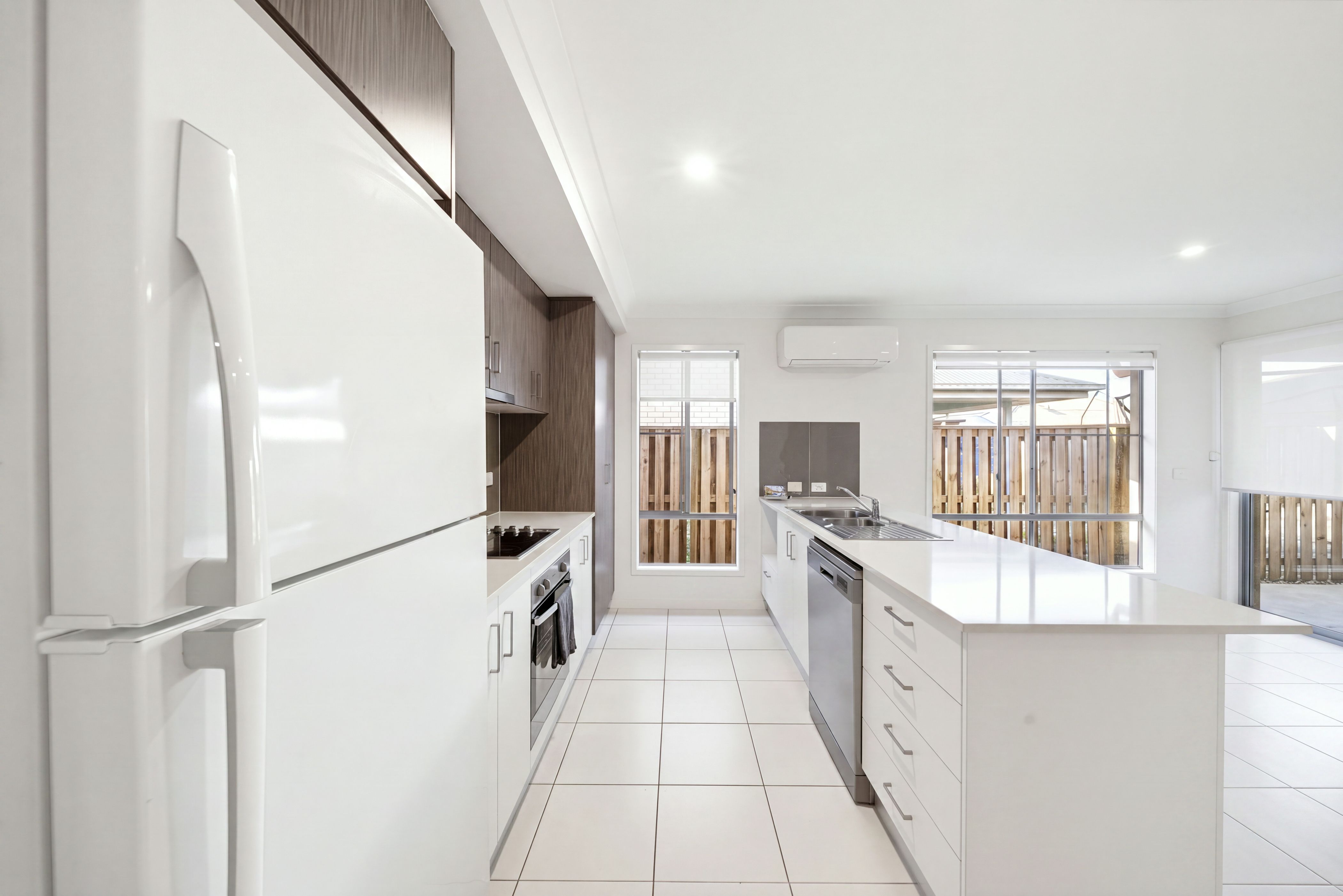 6 Miner Crescent — photo 6 of 19