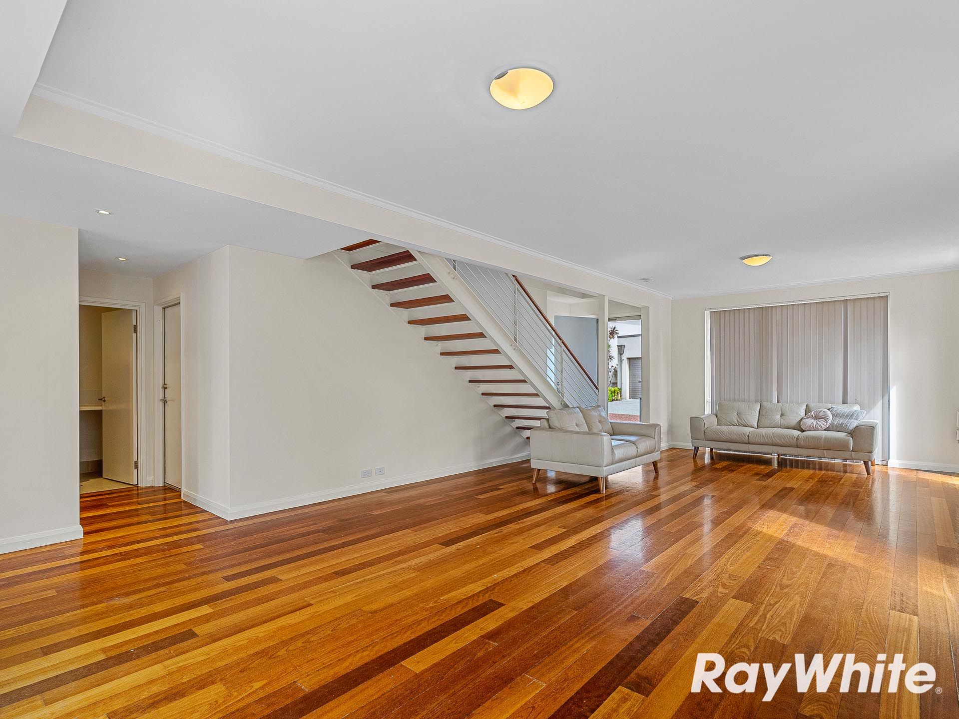 14 Whitley Place — photo 19 of 25