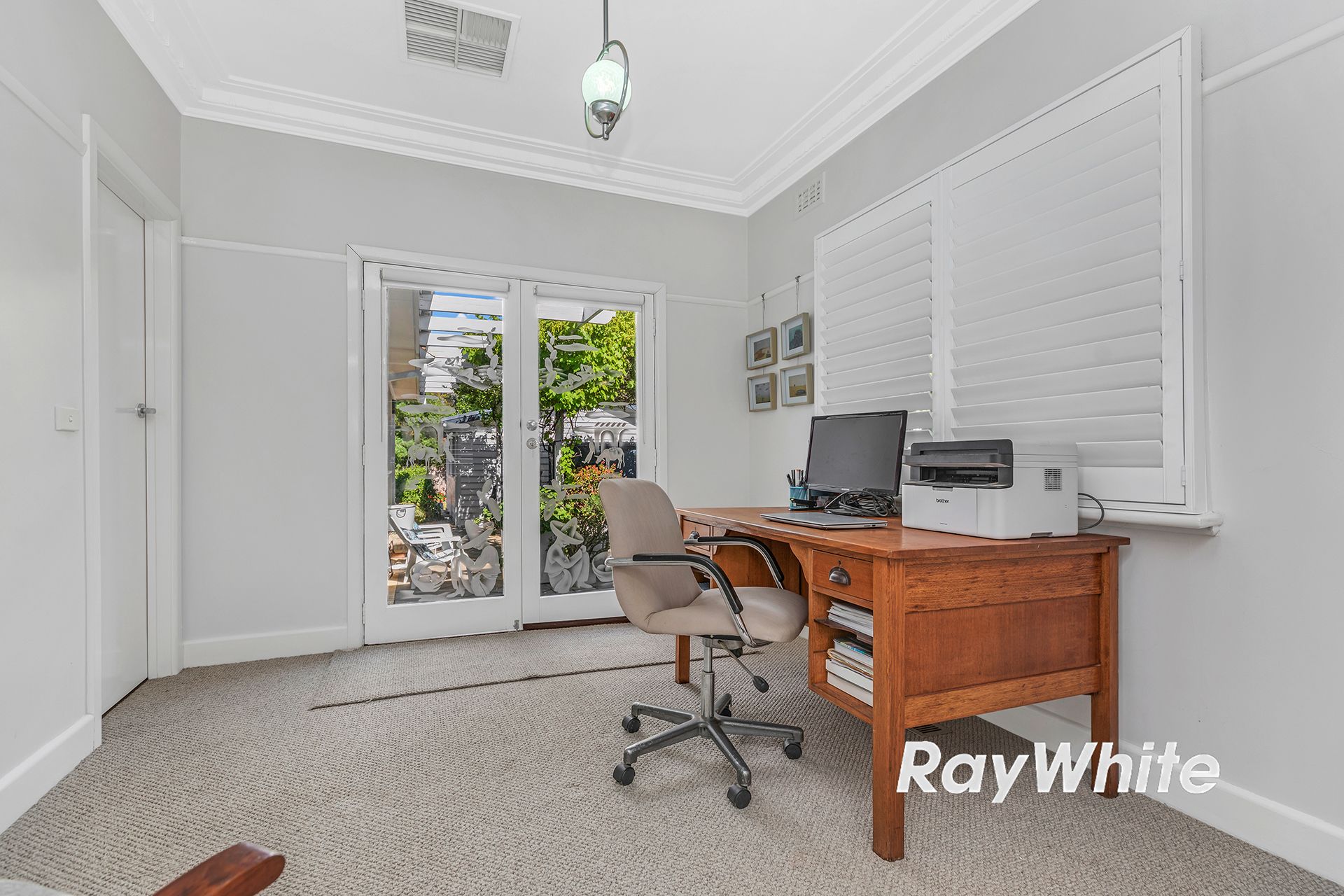 37 Hopwood Street — photo 8 of 17