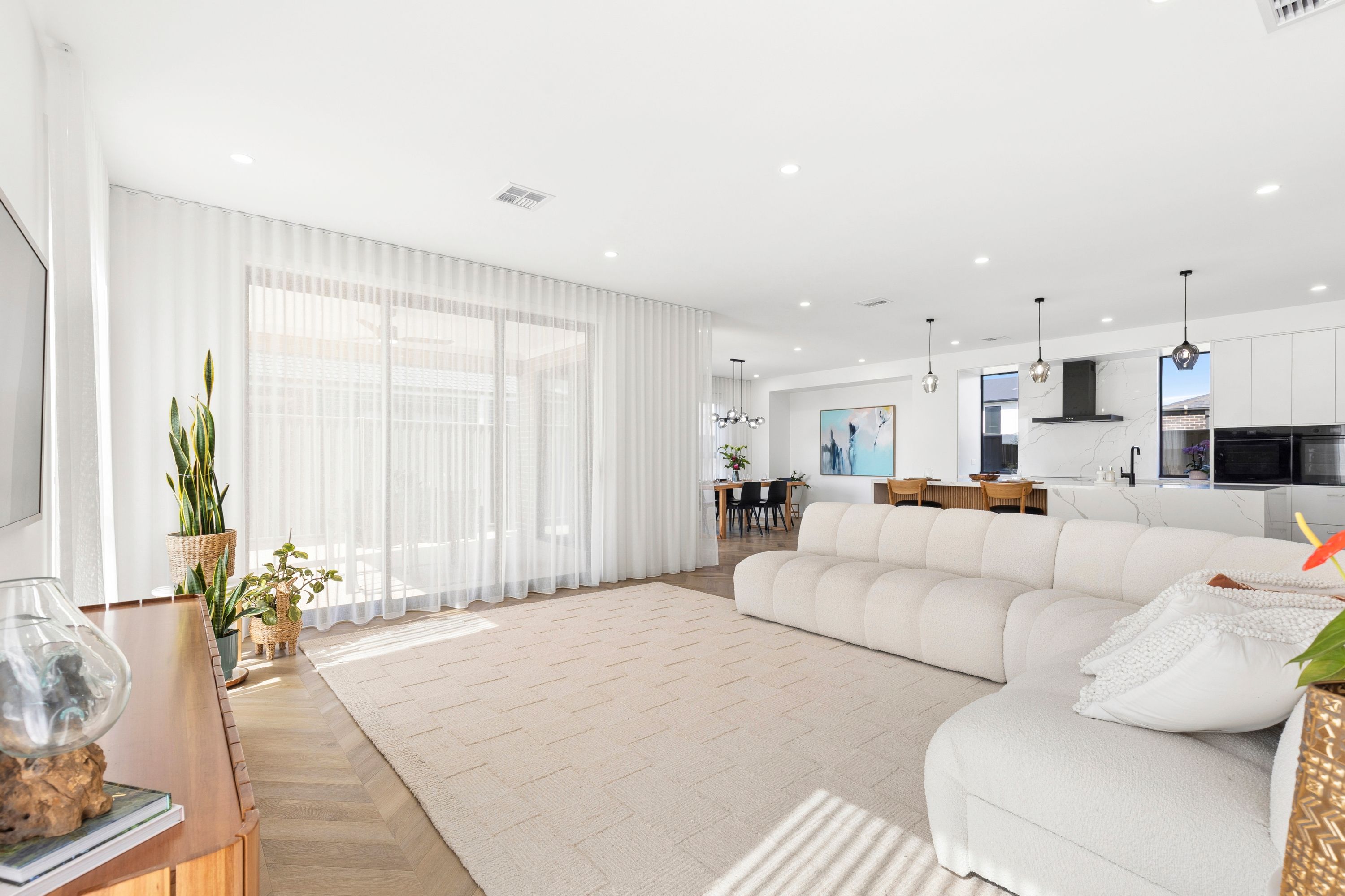 54 Wattlebird Drive — photo 8 of 26