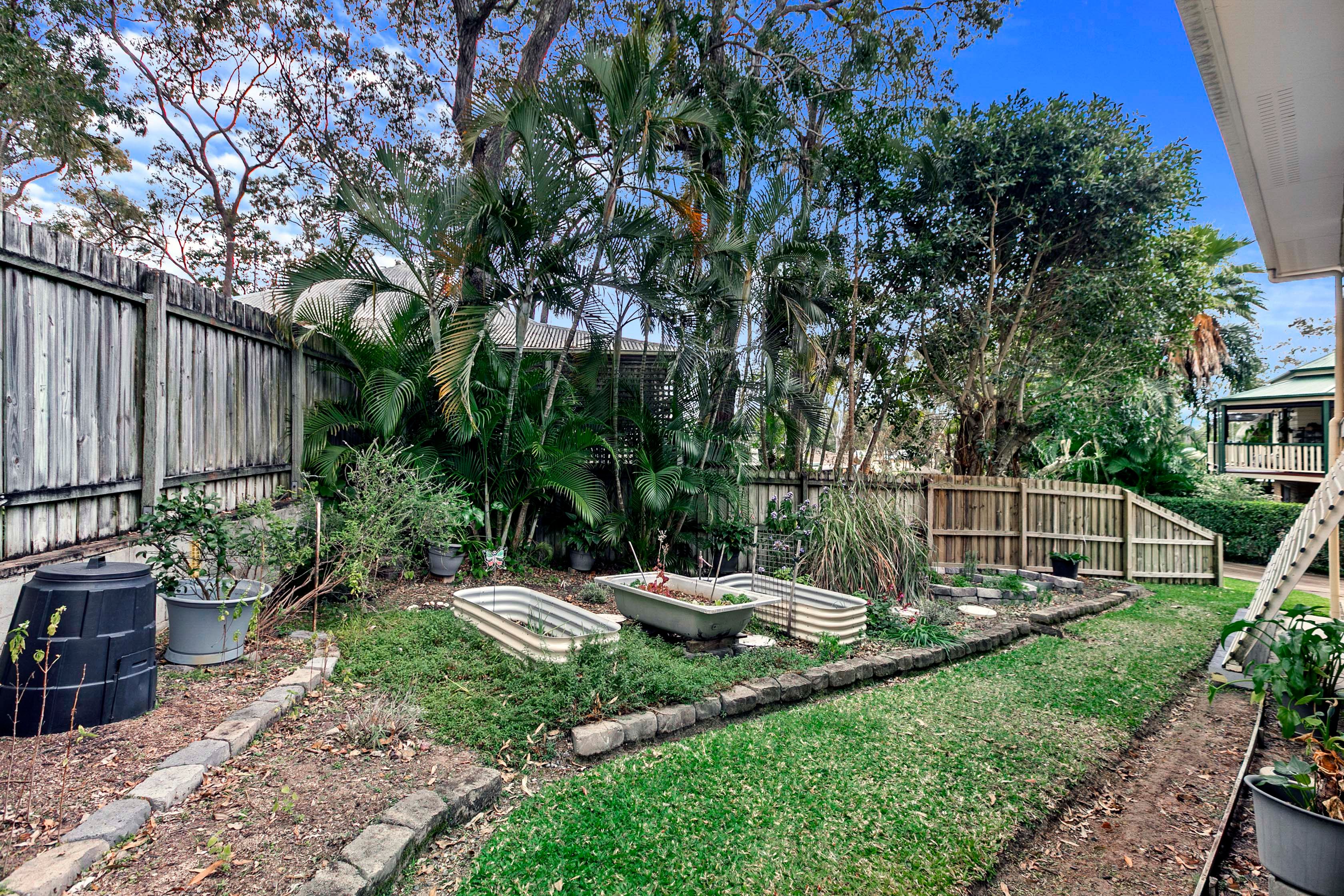6/415-417 Boat Harbour Drive — photo 14 of 18