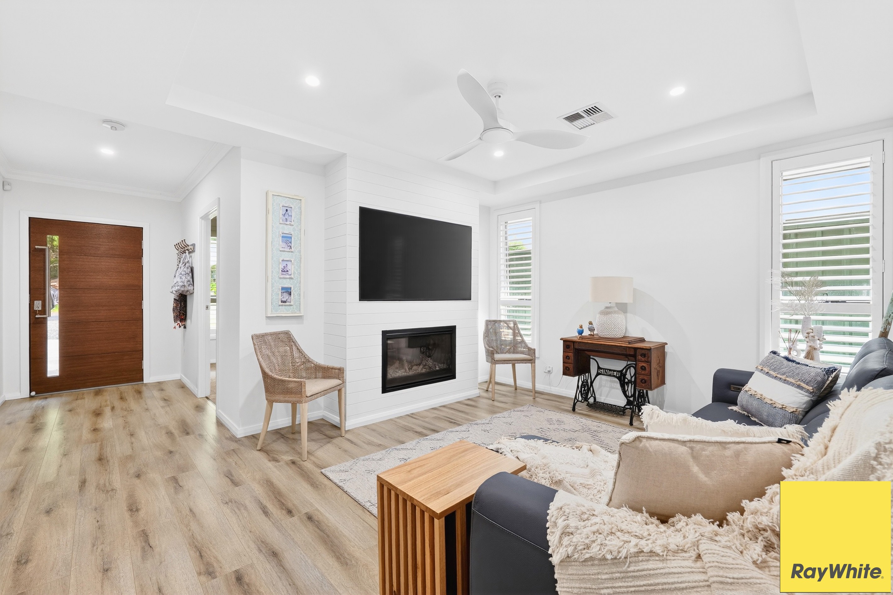 8 Sylvania Road, Umina Beach, NSW 2257