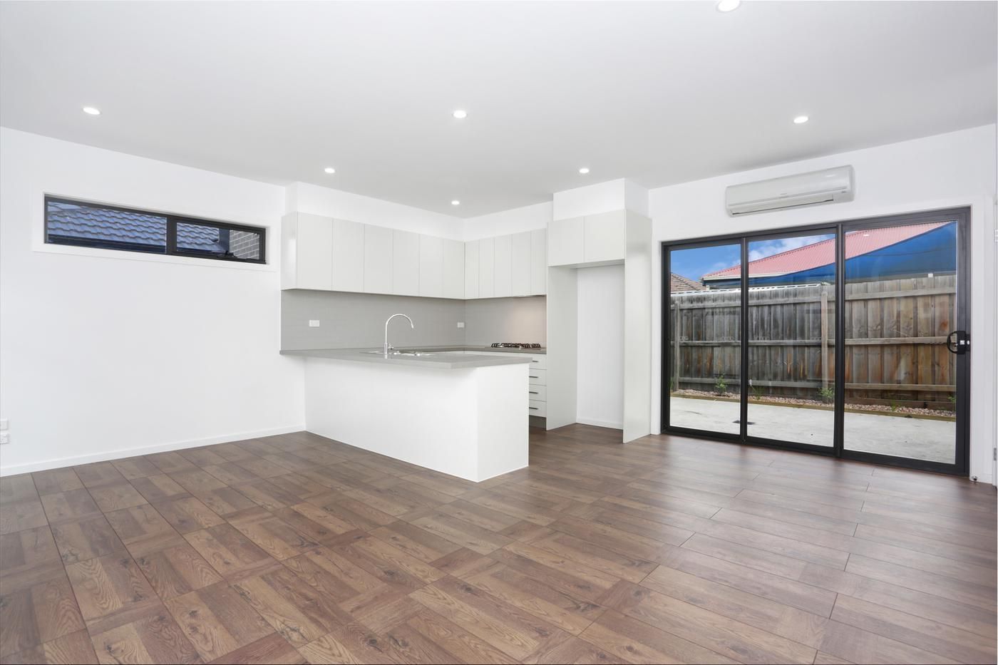 2/49 Gladstone Street, Glenroy, VIC 3046