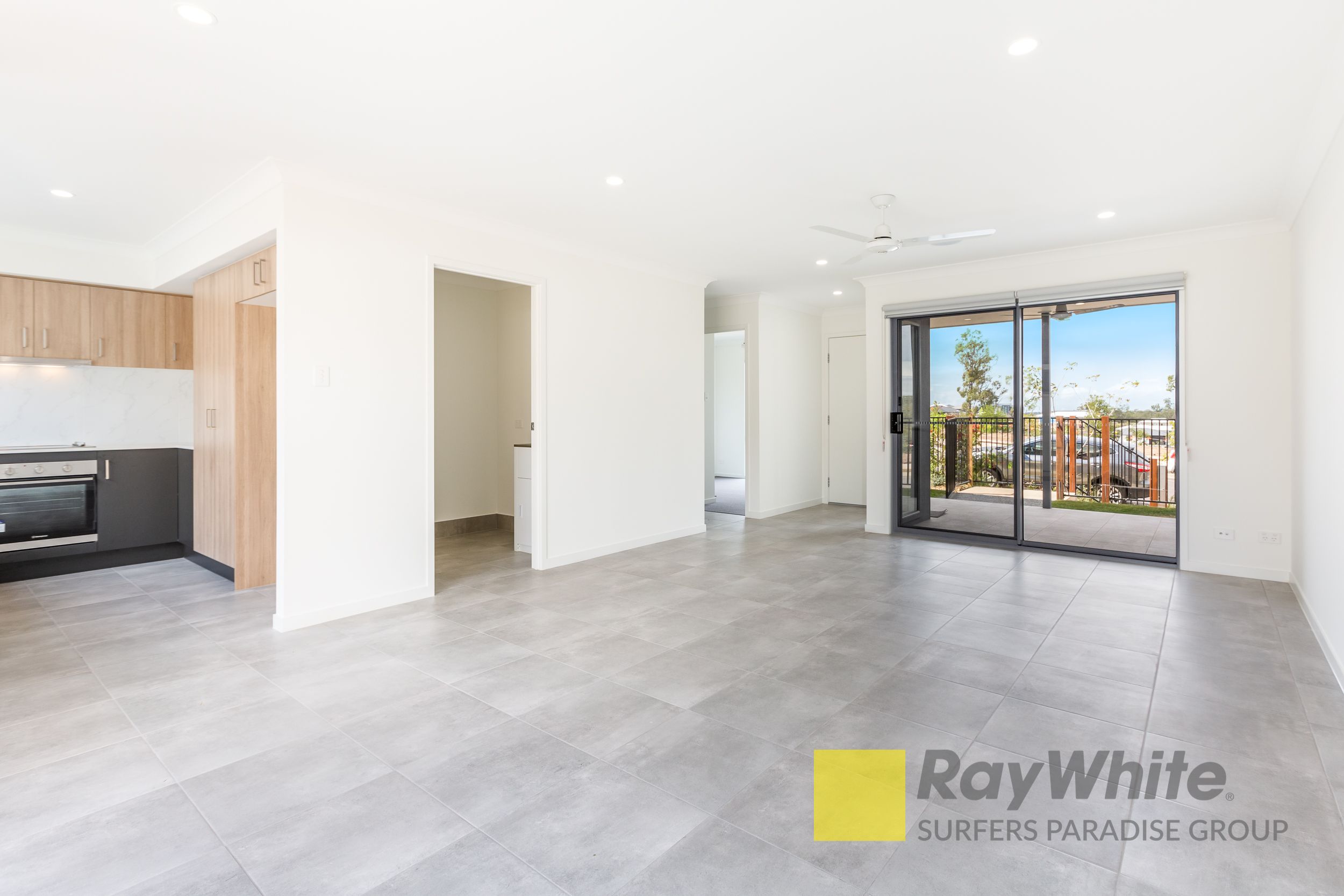 458 Grande Avenue, SPRING MOUNTAIN, QLD 4300