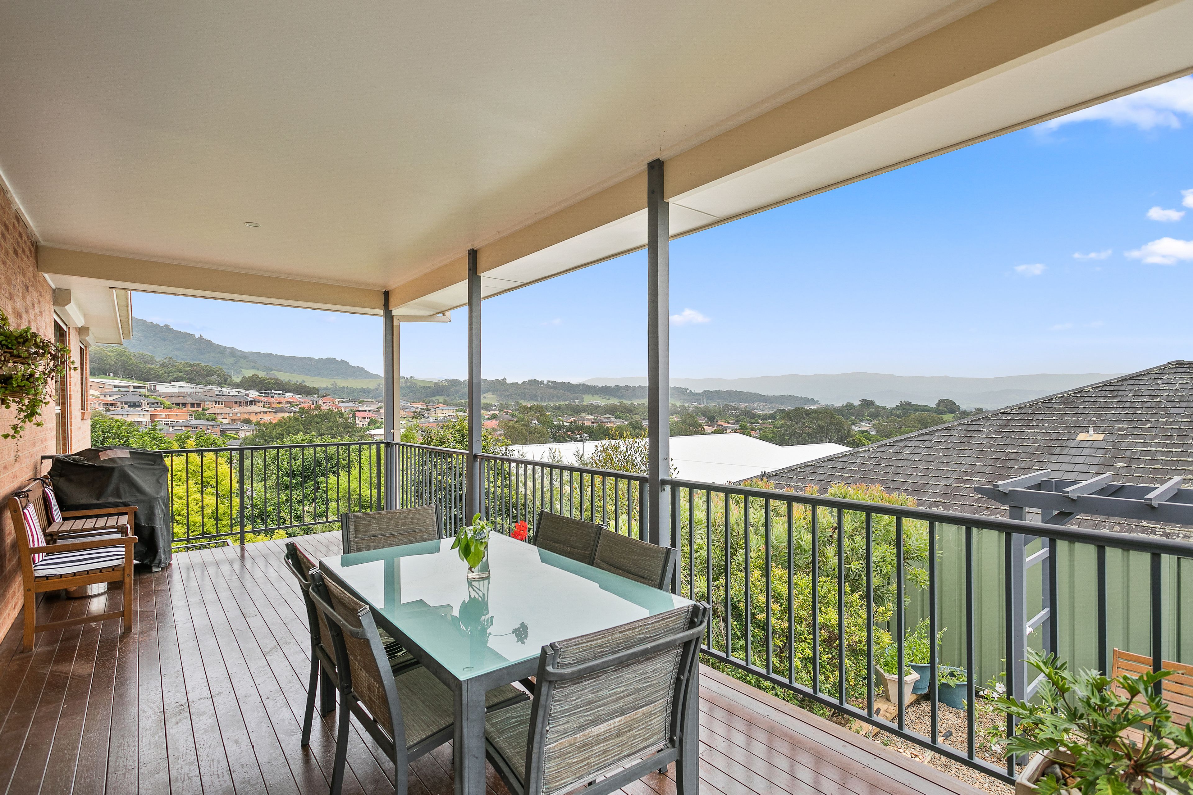 24 Danjera Drive, Albion Park NSW 2527