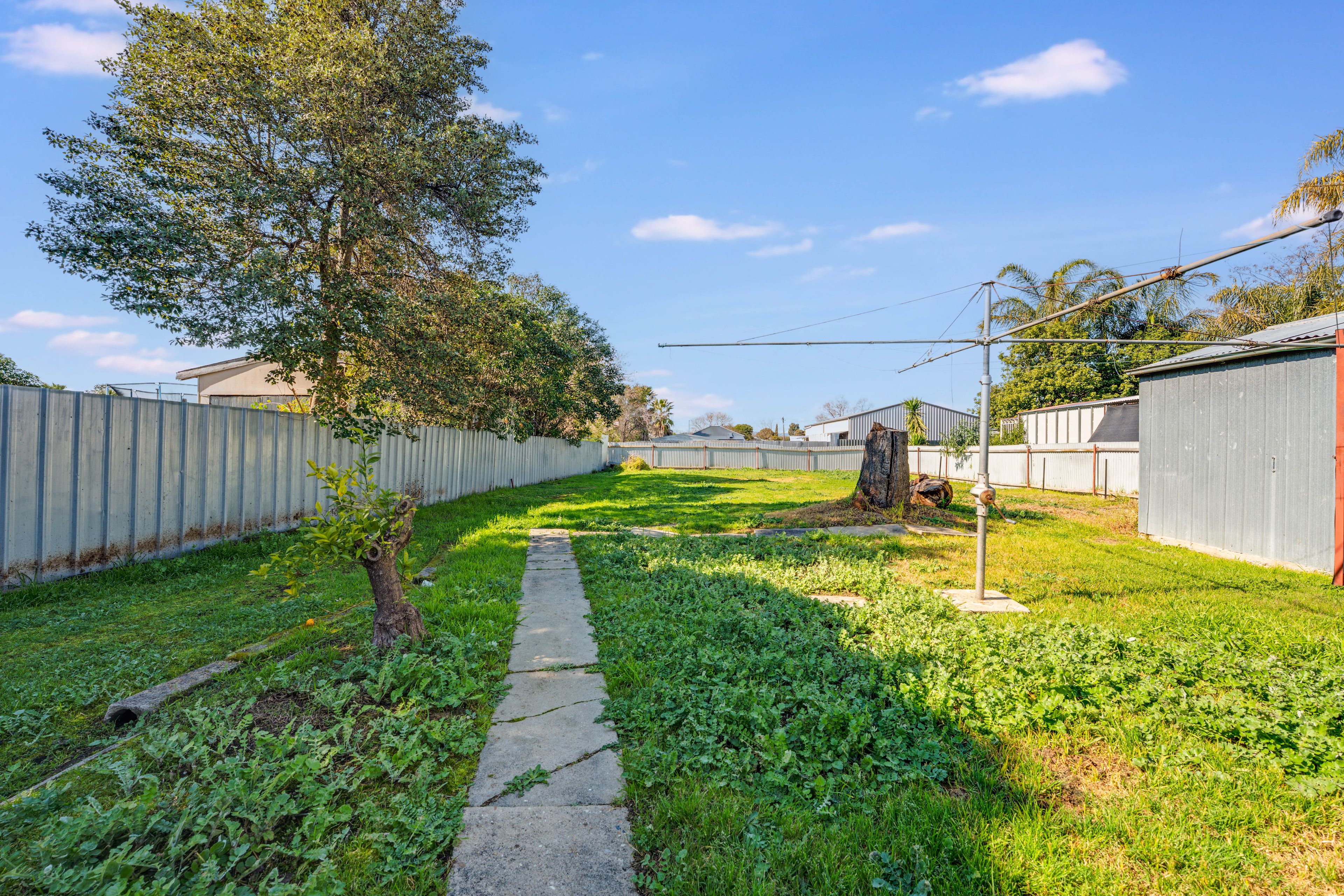1040 Caratel Street — photo 15 of 17