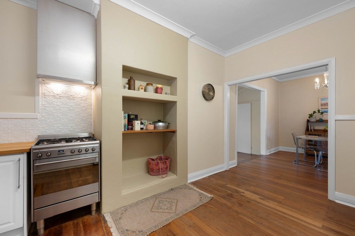 17 Conway Street, Beachlands, WA 6530