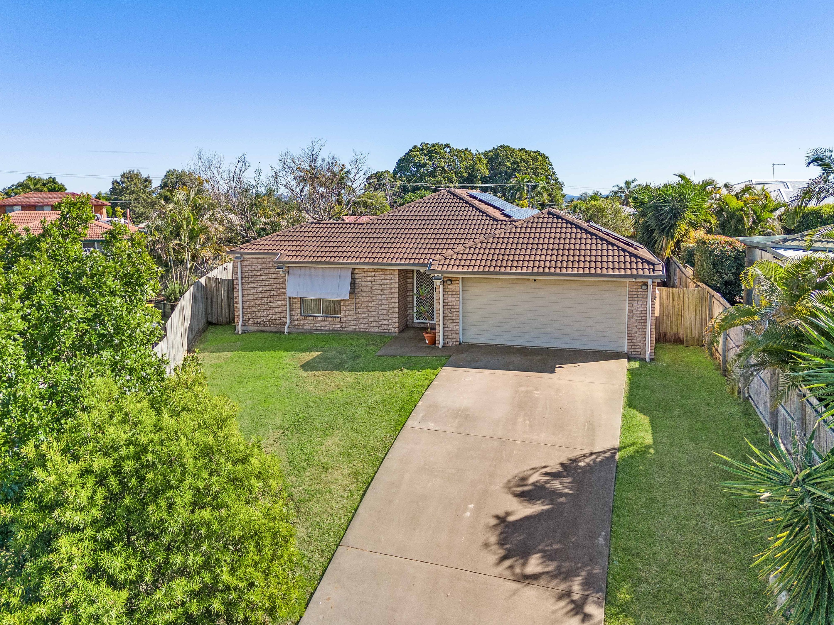 9 Jonathon Court, Flinders View, QLD 4305