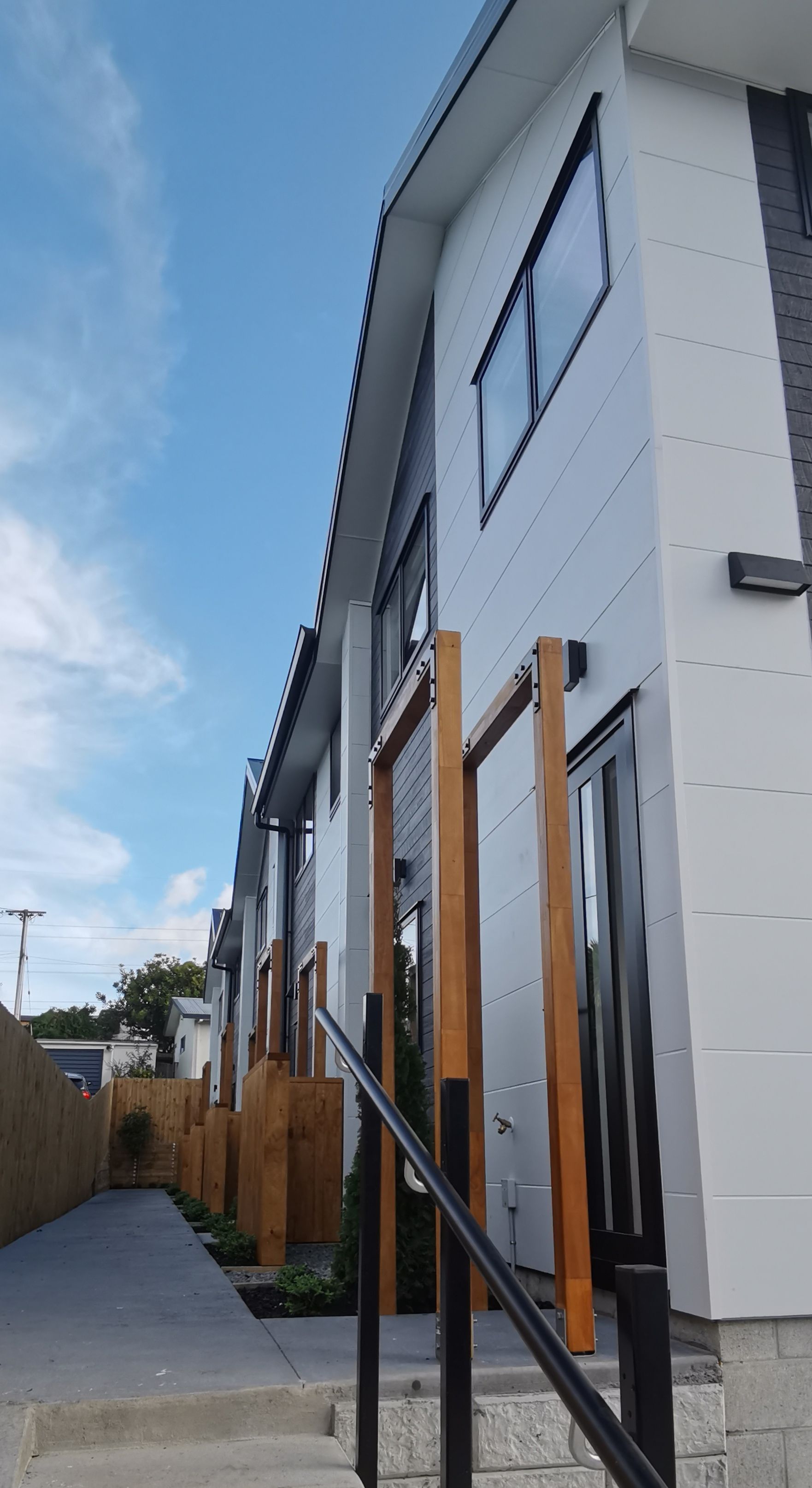 Unit F, 17 Lowtherhurst Road, Massey, Waitakere City