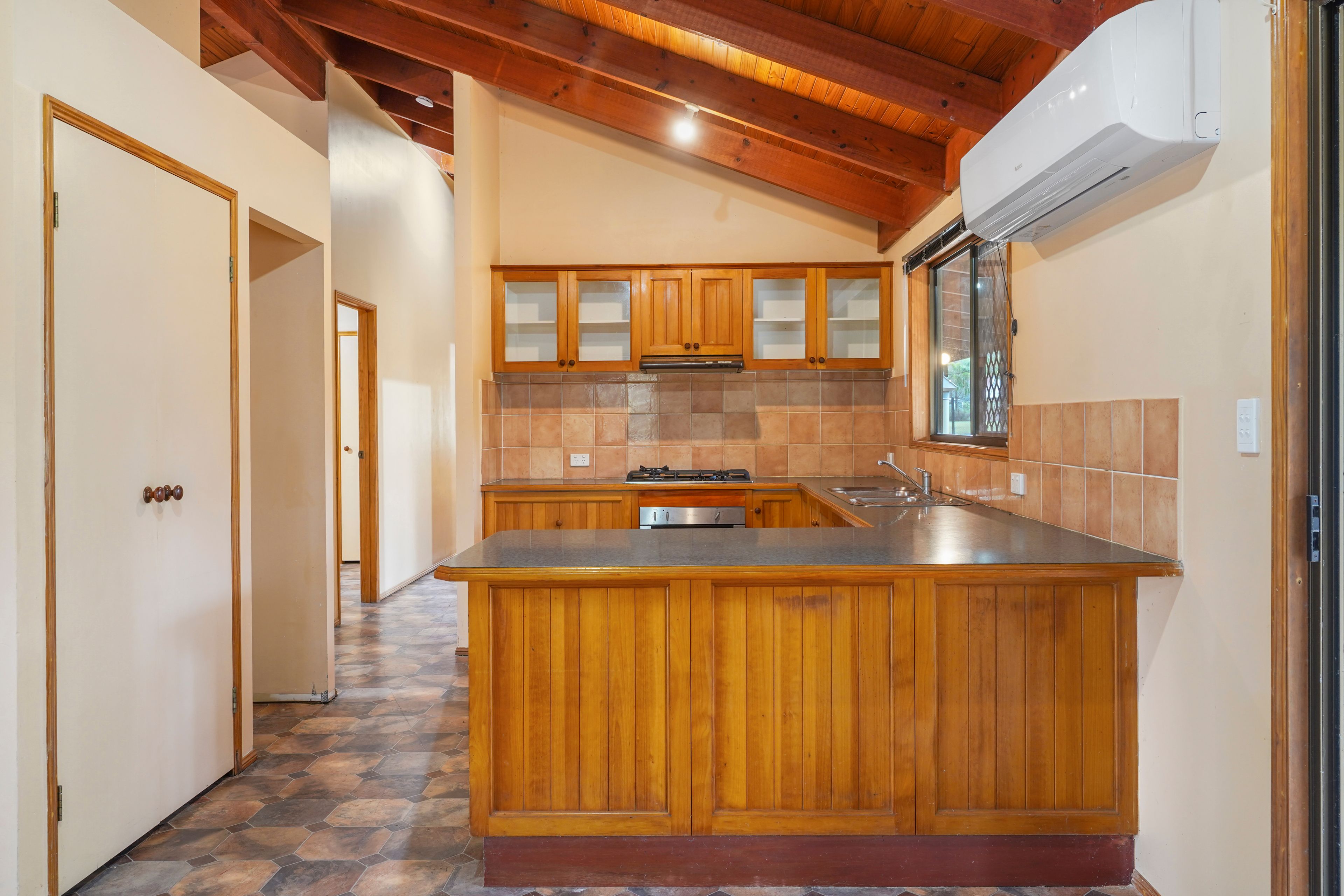 17 Lewis Court — photo 7 of 19