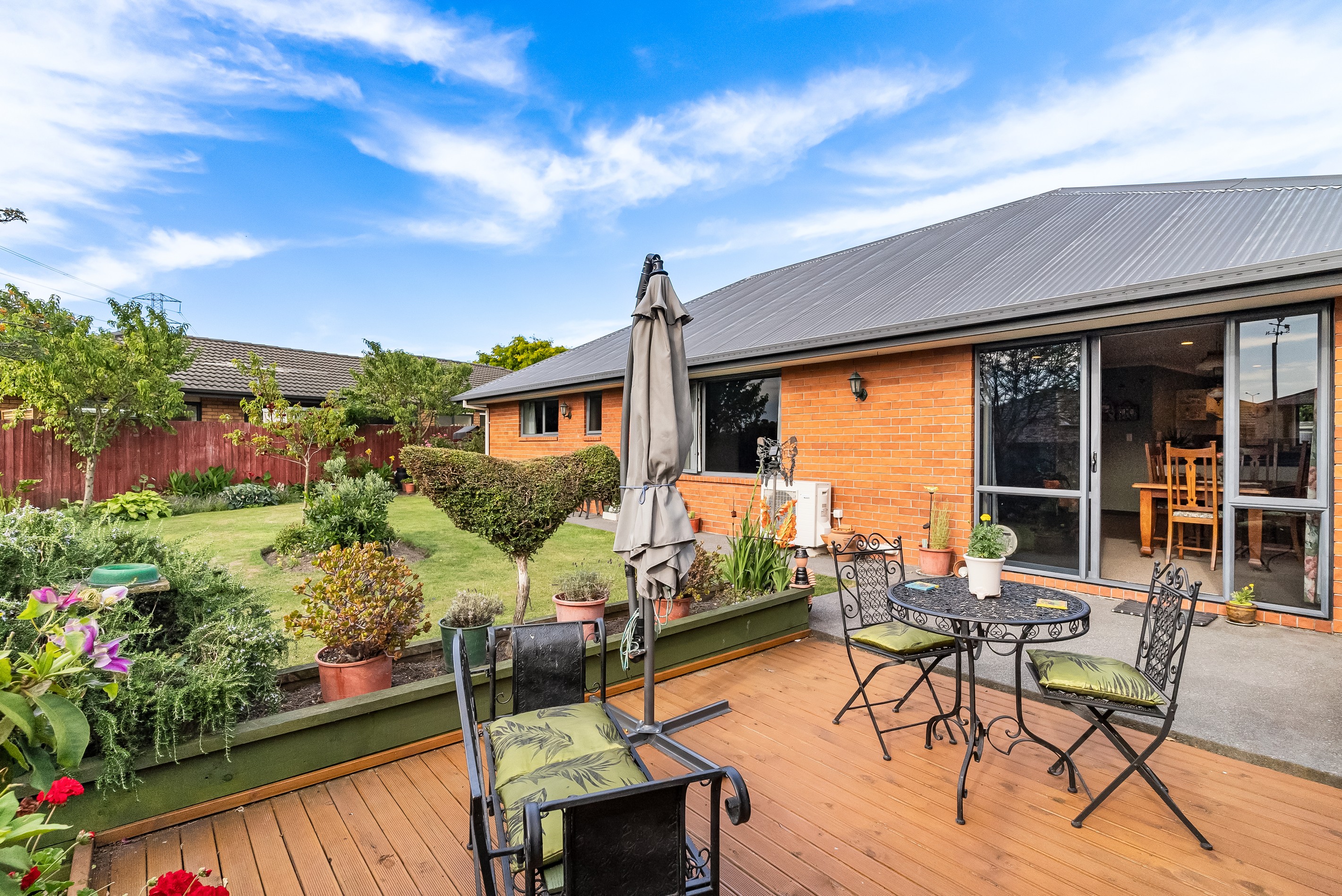 7 Wendy Place, Heathcote Valley, Christchurch City
