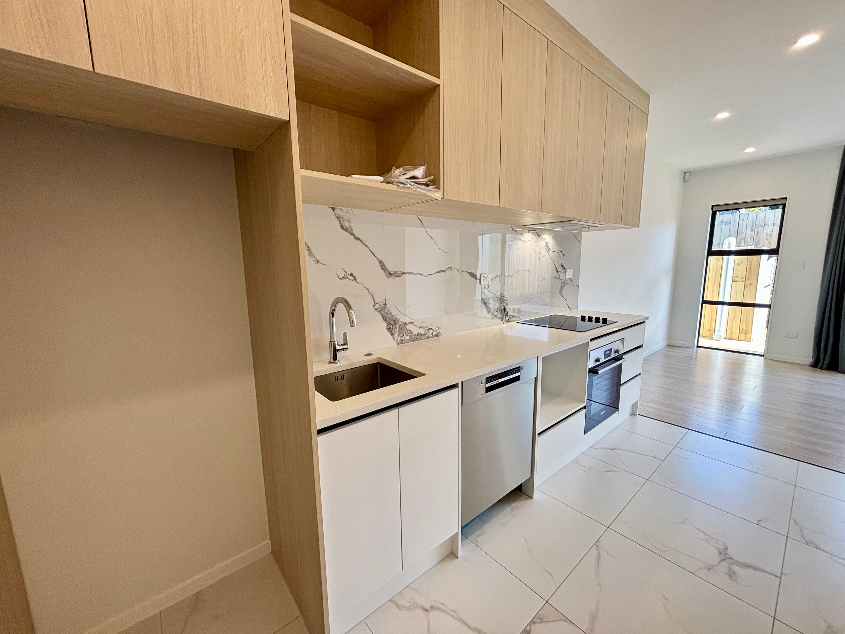 4/25 Abbotleigh Avenue, Te Atatu Peninsula, Waitakere City