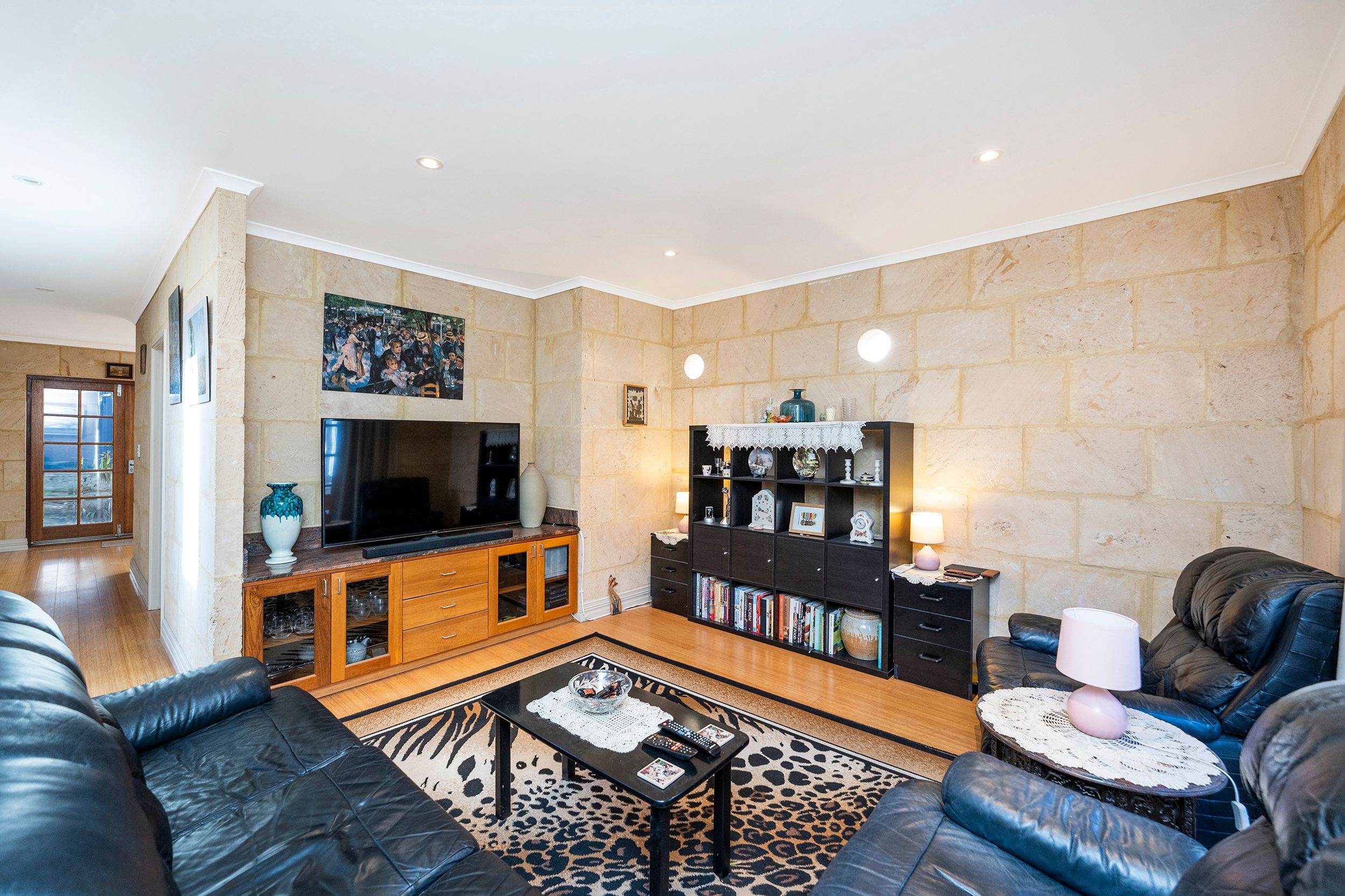 4/207 Kent Street, Rockingham, WA 6168