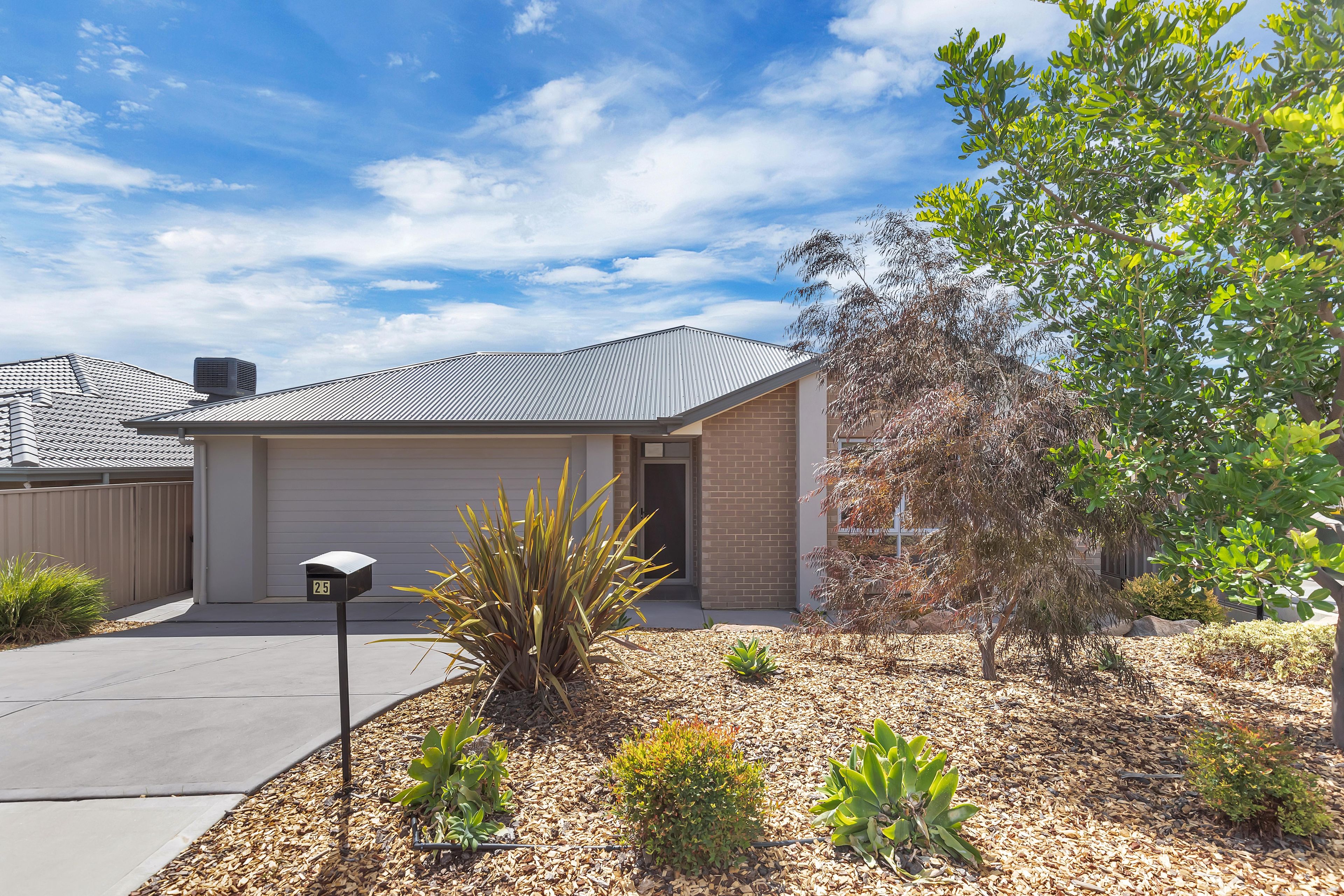 25 Freycinet Court, Seaford Rise SA 5169