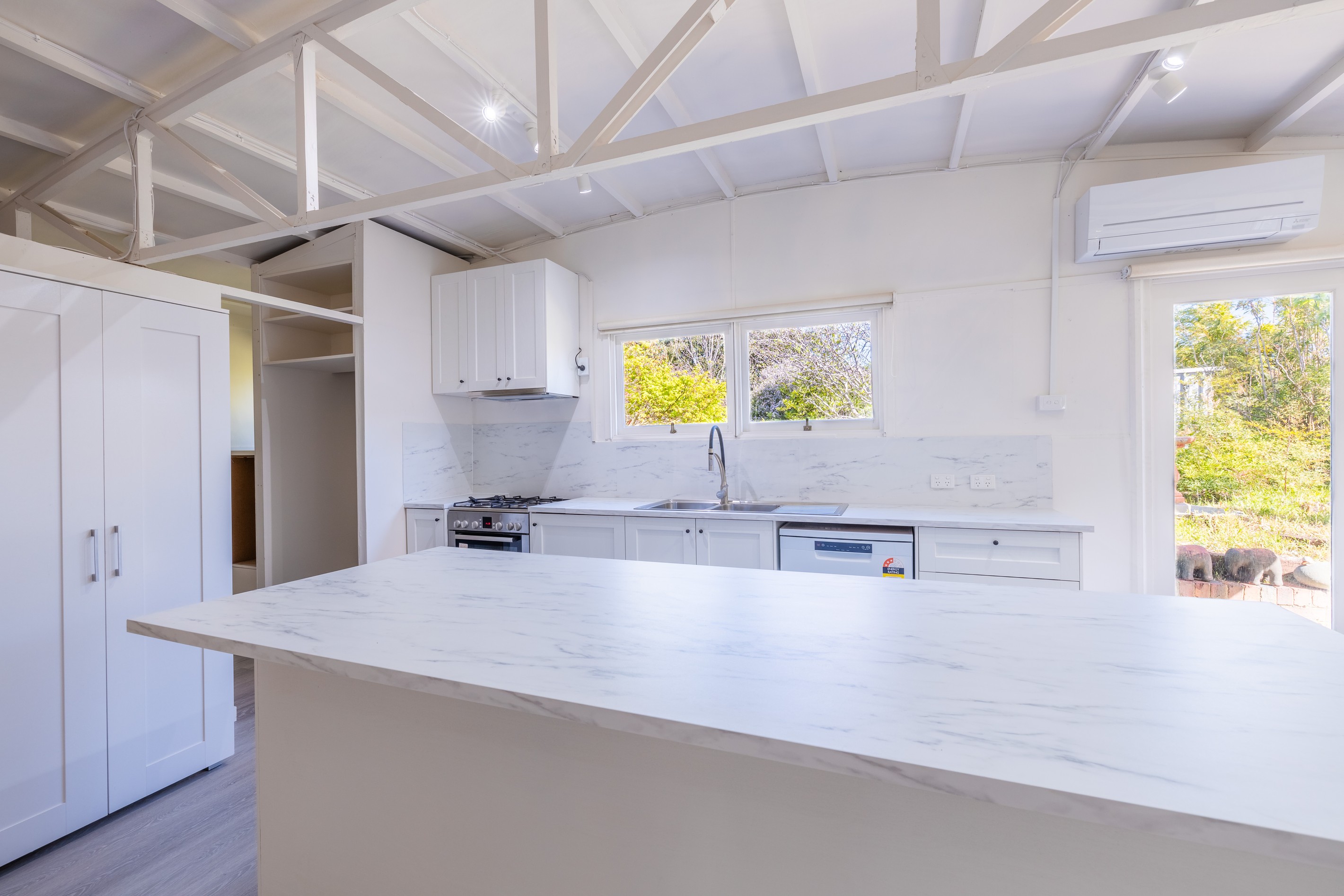 54 Ferntree Gully Road, Oakleigh East, VIC 3166