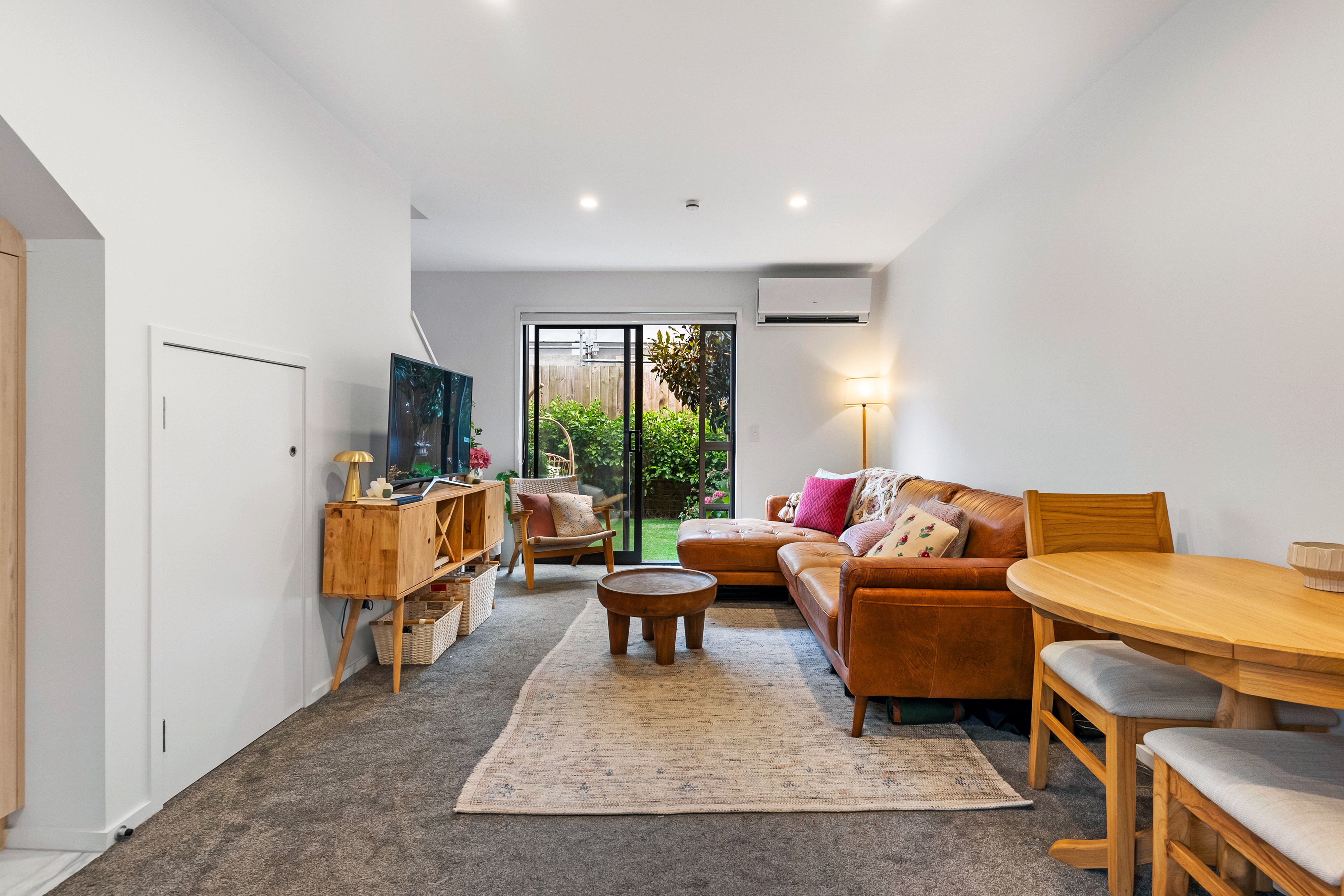 10/10 Yeovil Road, Te Atatu Peninsula, Waitakere City