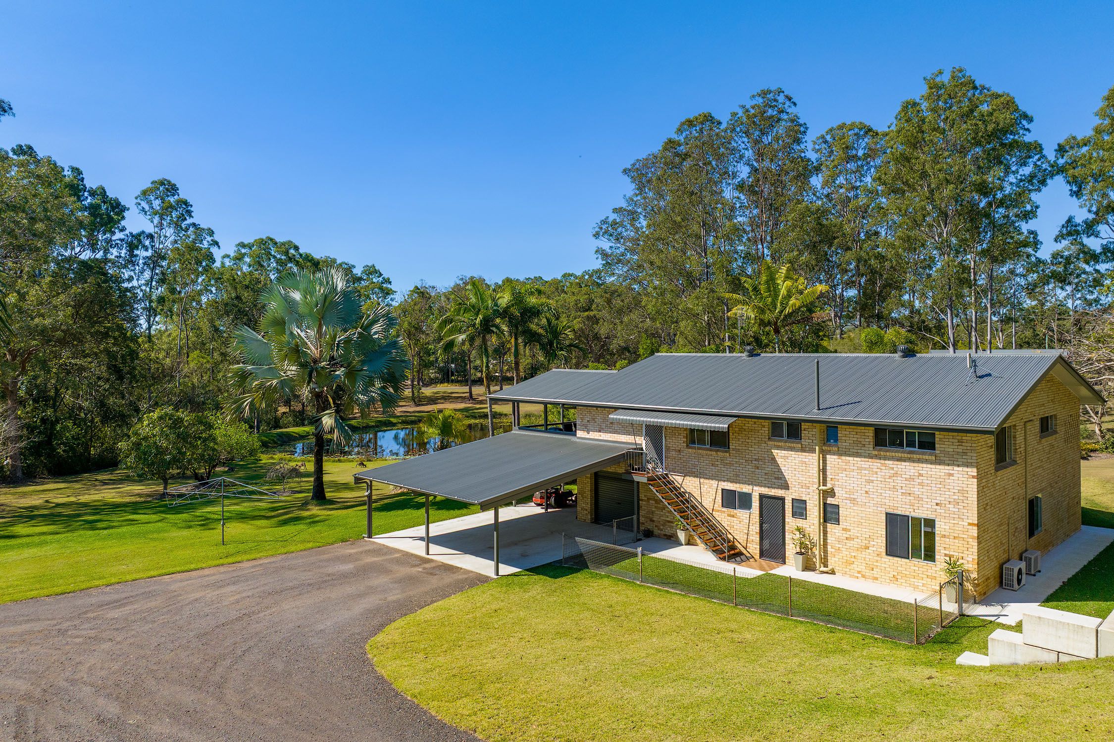 29 Groves Road, Araluen, QLD 4570