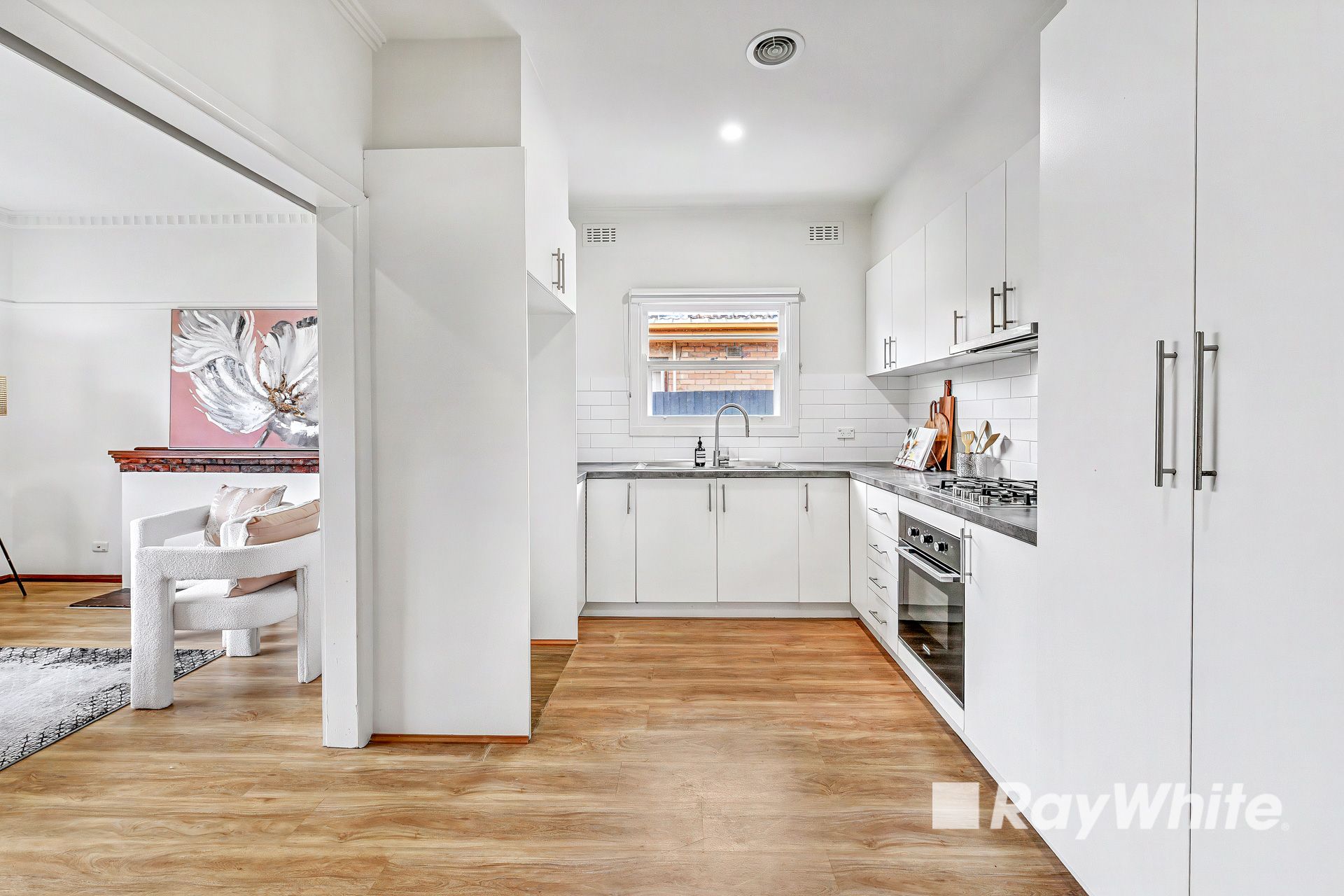 62 James Street — photo 5 of 15