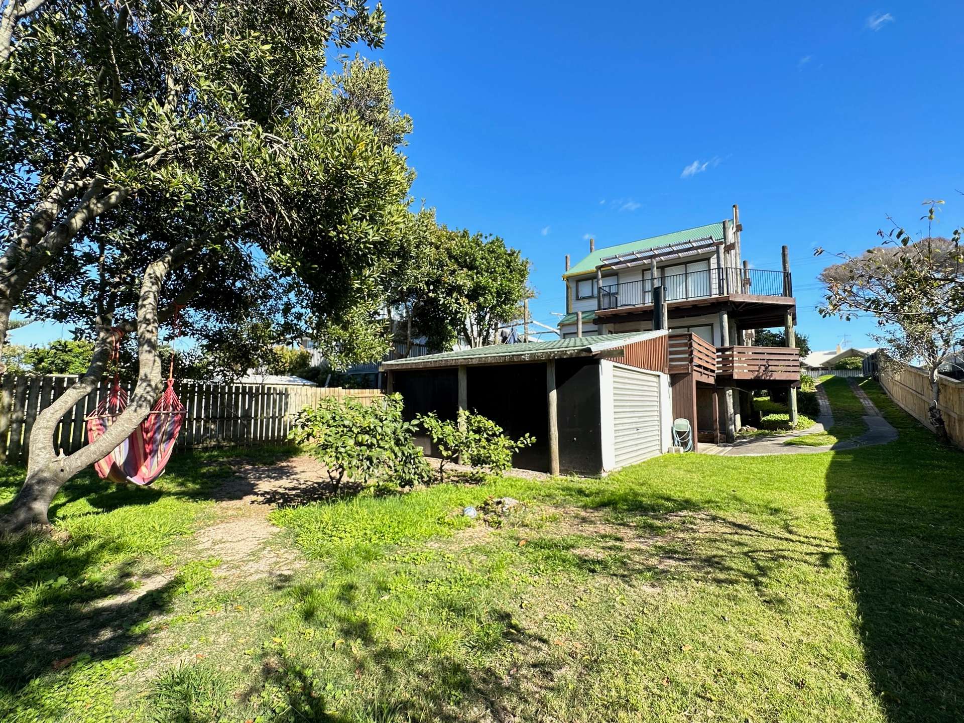 1227 Papamoa Beach Road photo 37