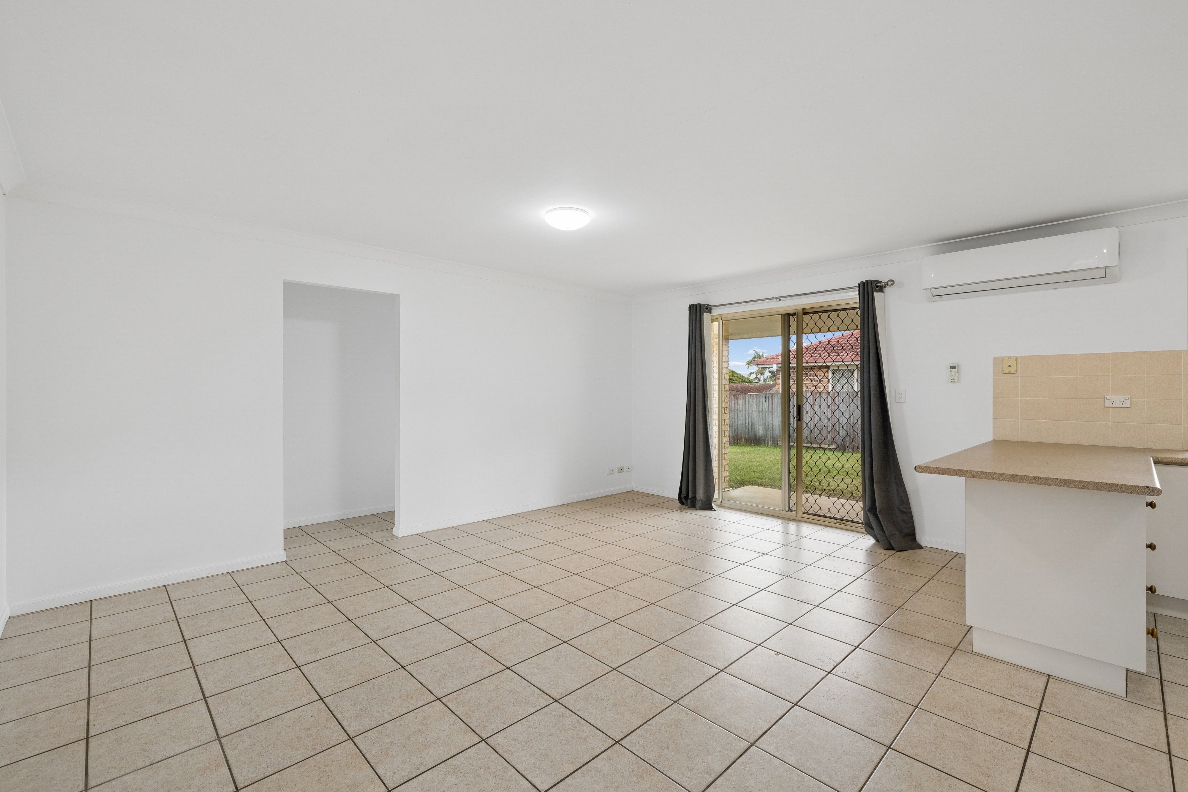 18 Tralee Street — photo 7 of 23