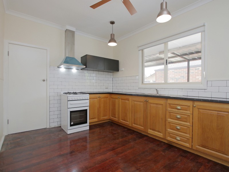 4 Southgate Road, Langford, WA 6147