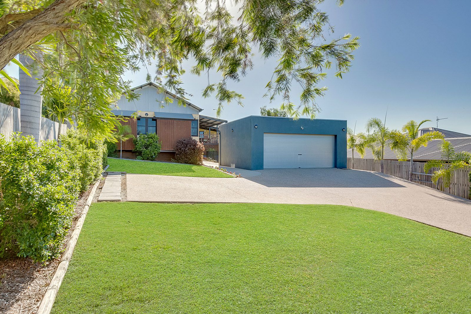 5 Viewpoint Way, New Auckland, QLD 4680