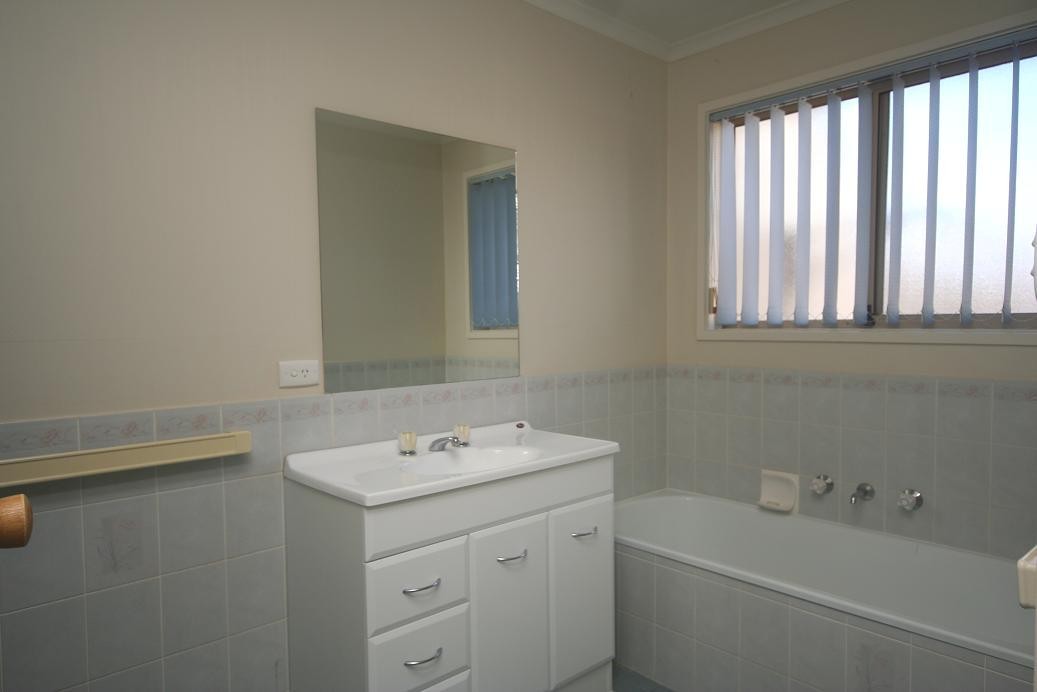 7/7 Brudenell Drive, Jerrabomberra, NSW 2619