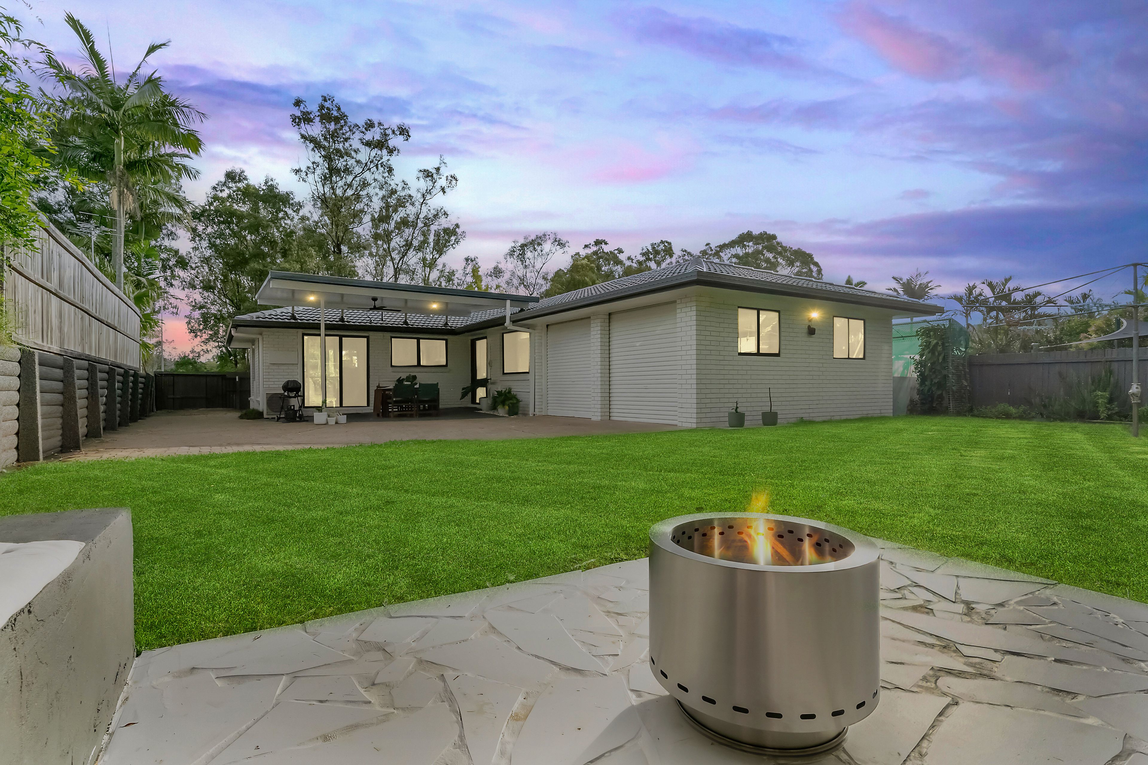 21 Finvoy Street, Ferny Grove, QLD 4055