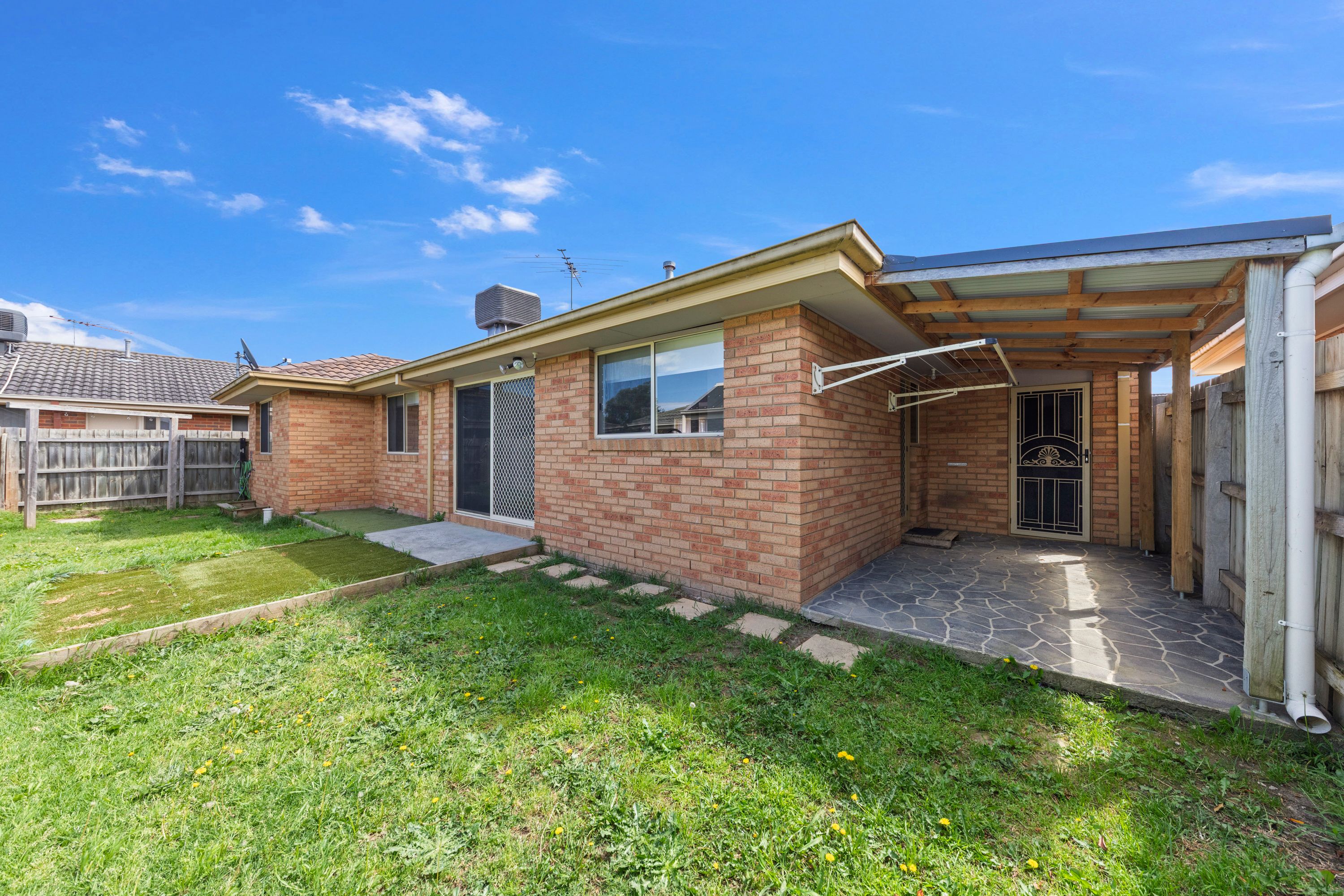 8 Acre Court — photo 12 of 18
