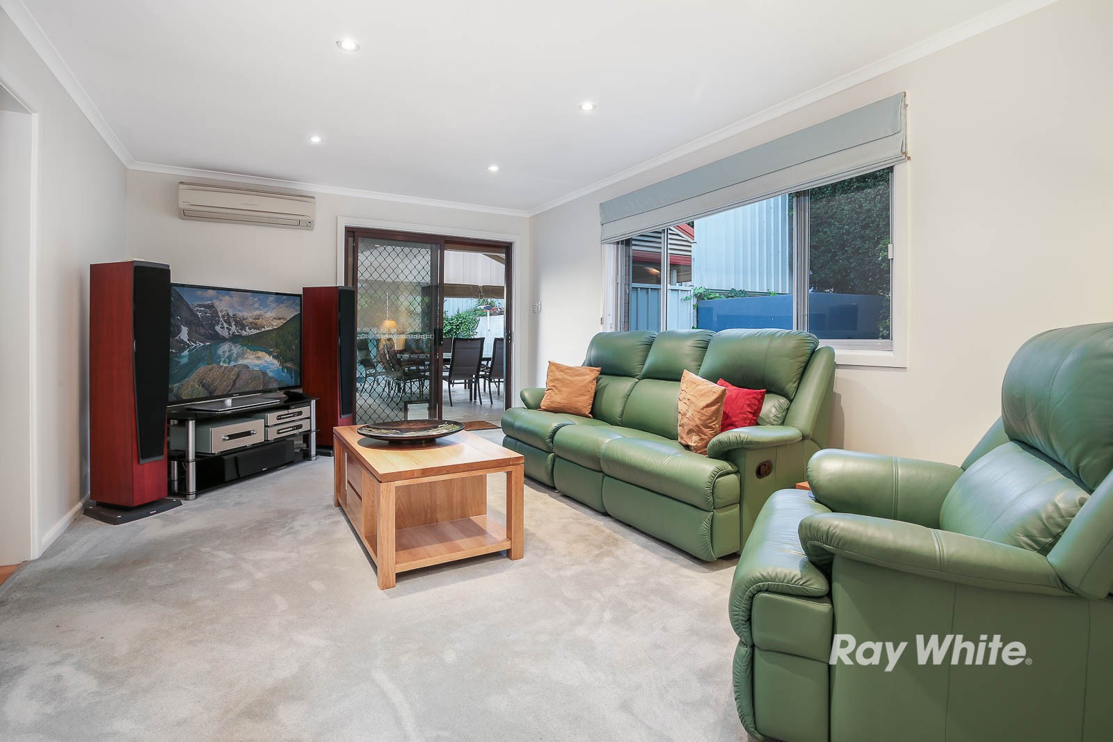 15 Beethoven Street, Seven Hills, NSW 2147