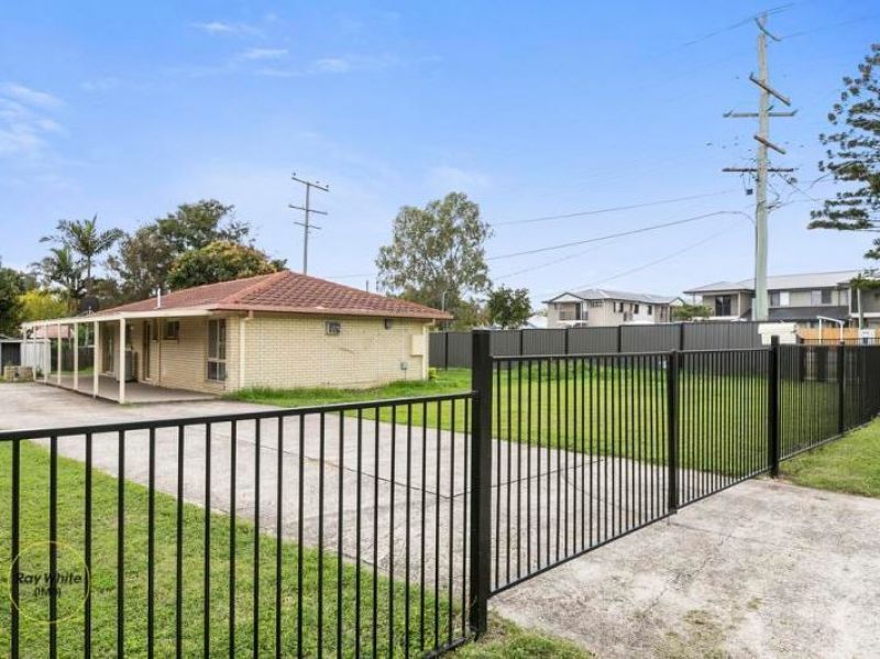 1 Highbury Street, Redbank Plains, QLD 4301