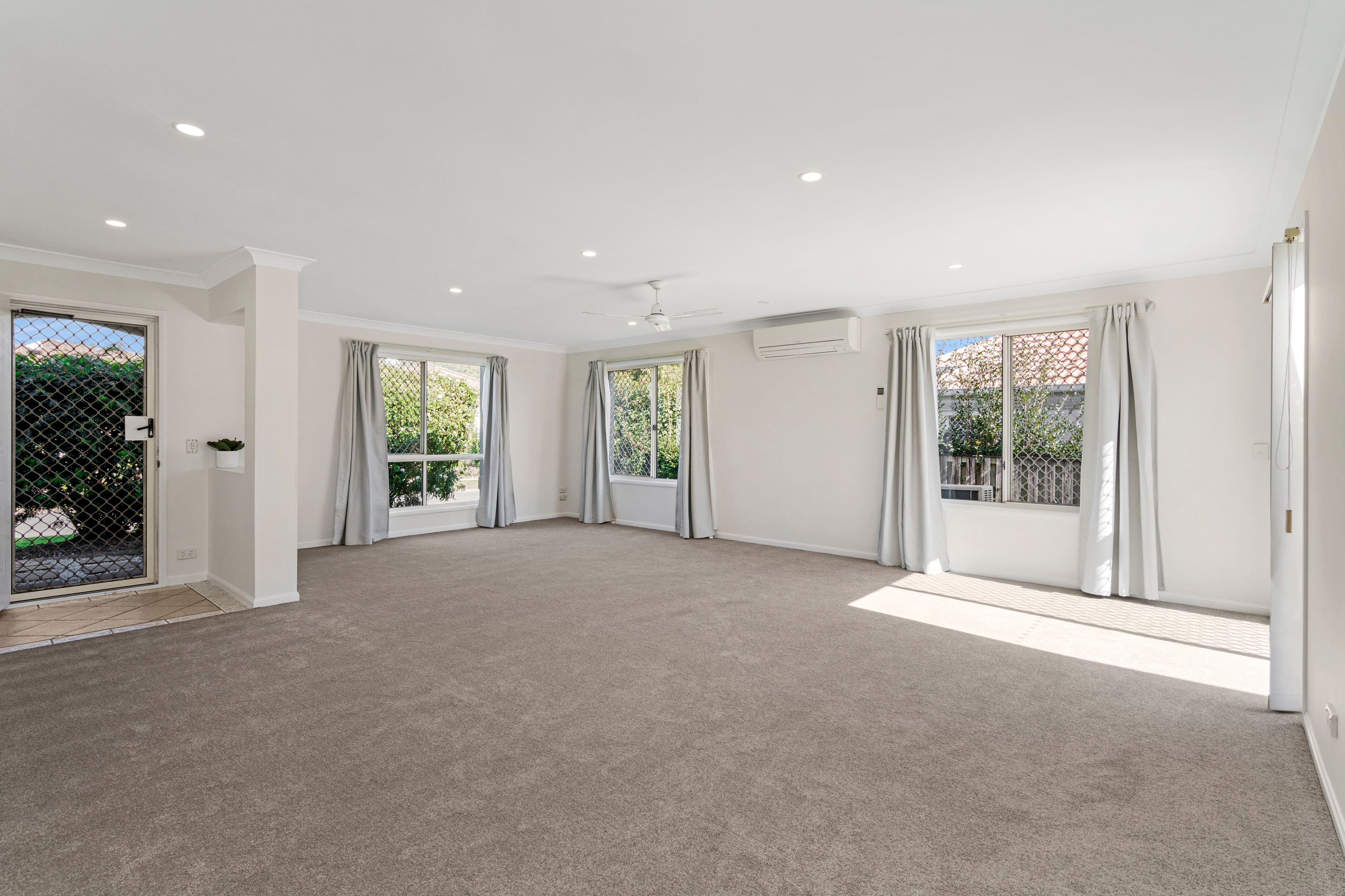 41/2-4 Langport Parade, Mudgeeraba, QLD 4213
