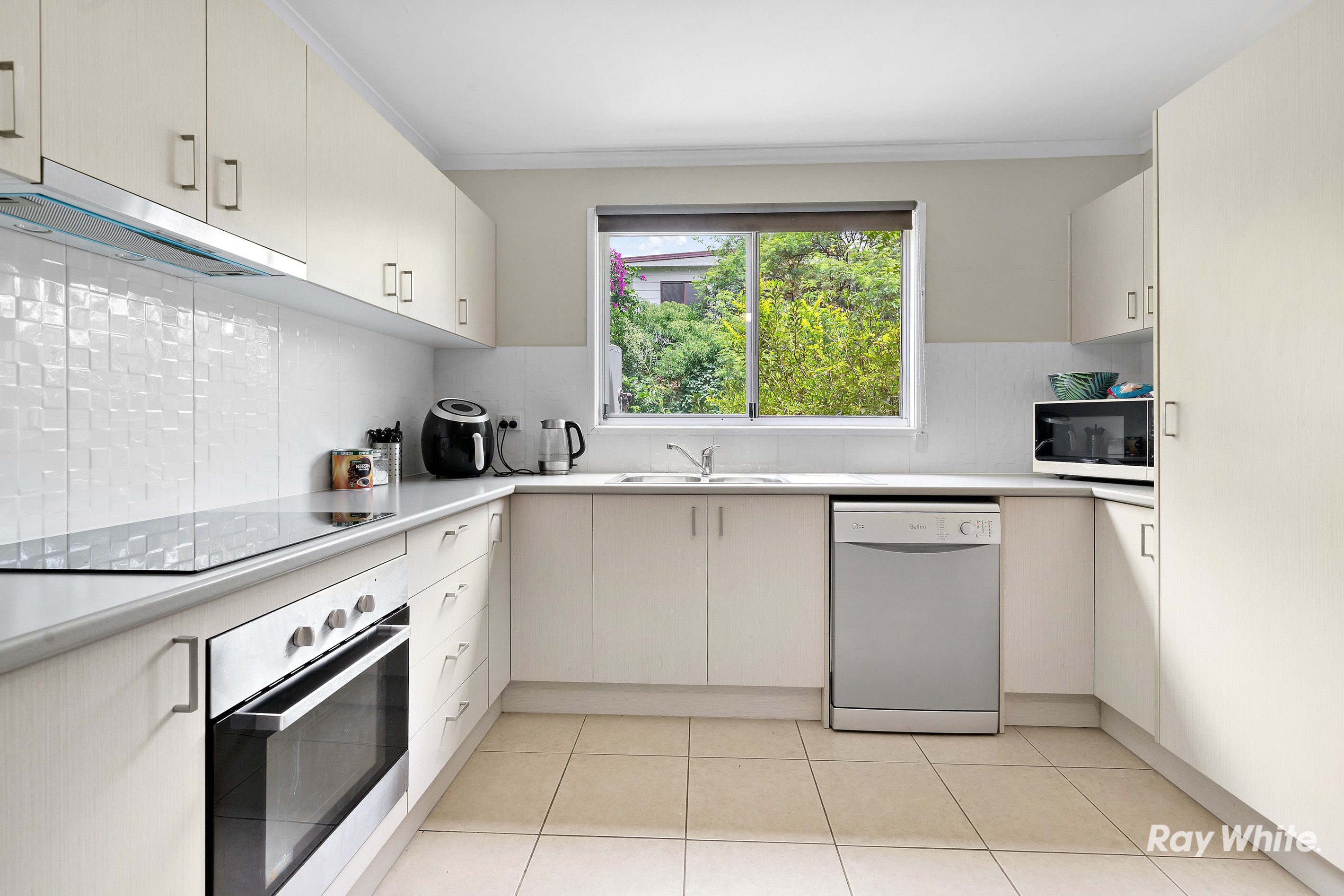 6 Kyogle Street, Crestmead, QLD 4132