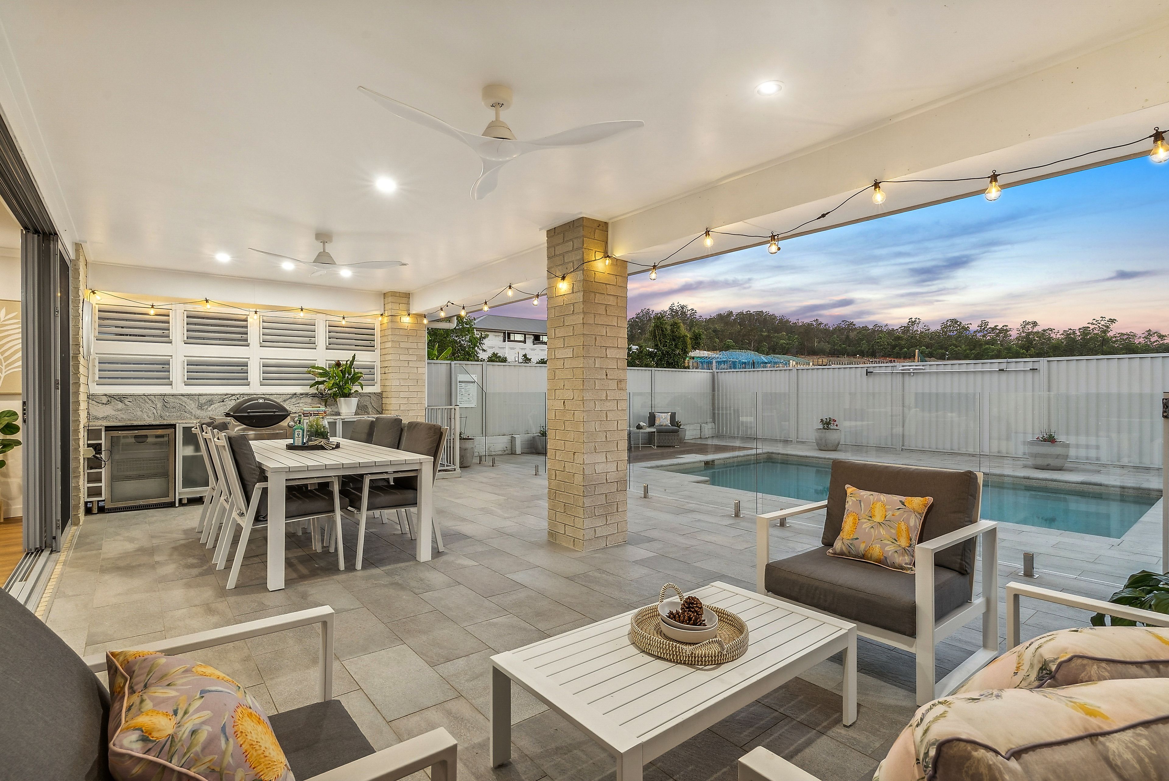 86 Kingfisher Drive, Upper Kedron, QLD 4055