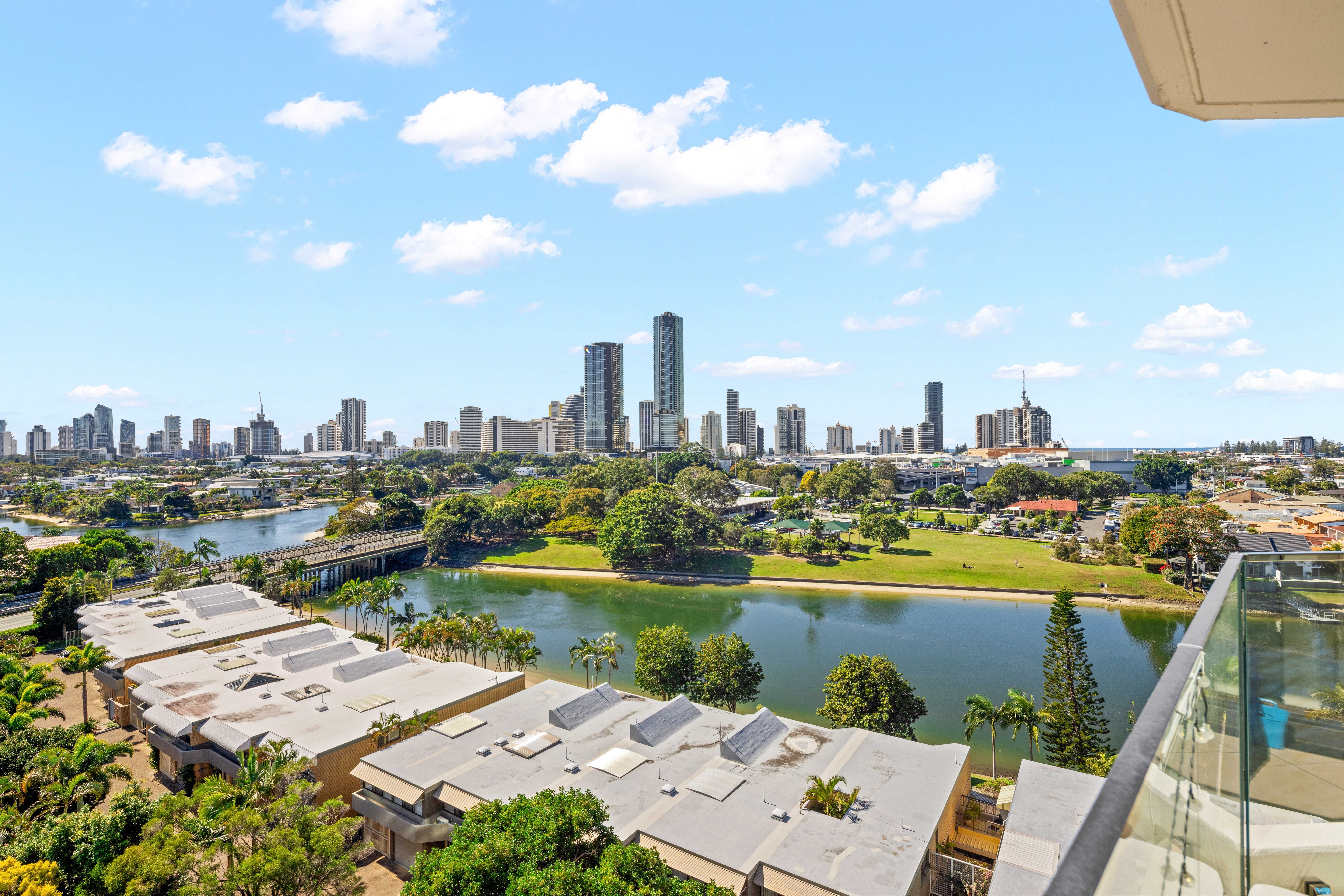 35/54 Hooker Boulevard — photo 4 of 22