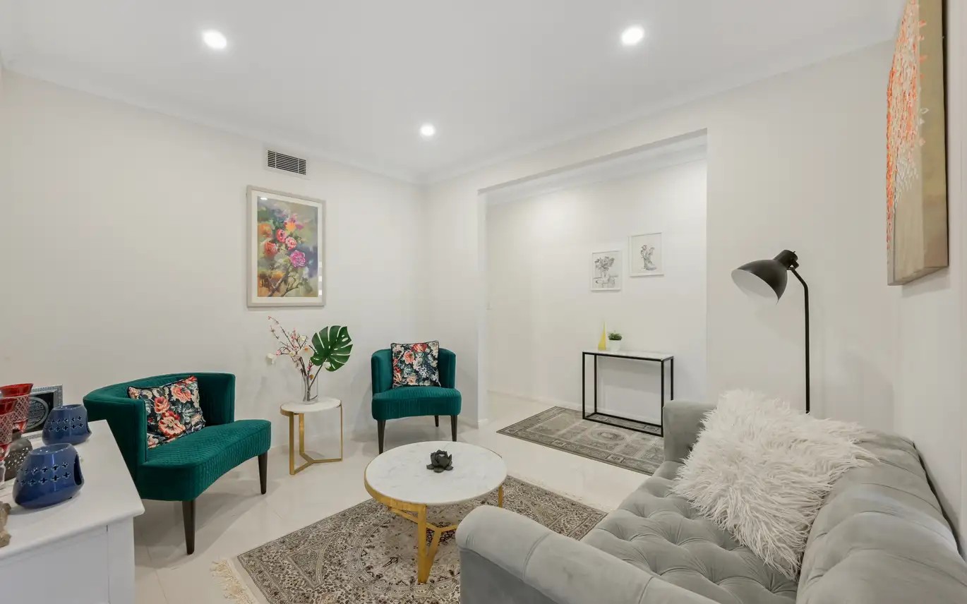 18/10 Old Glenfield Road, Casula, NSW 2170
