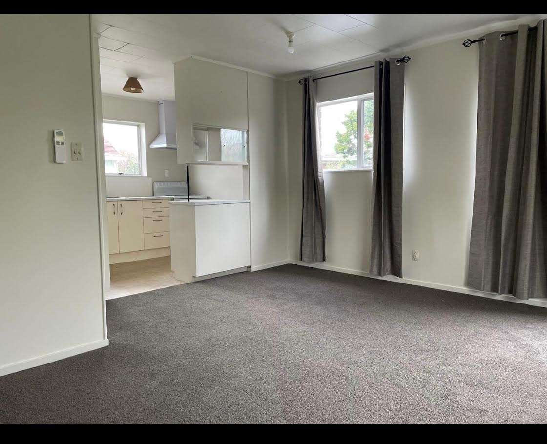 1/40 Blacklock Avenue photo 2