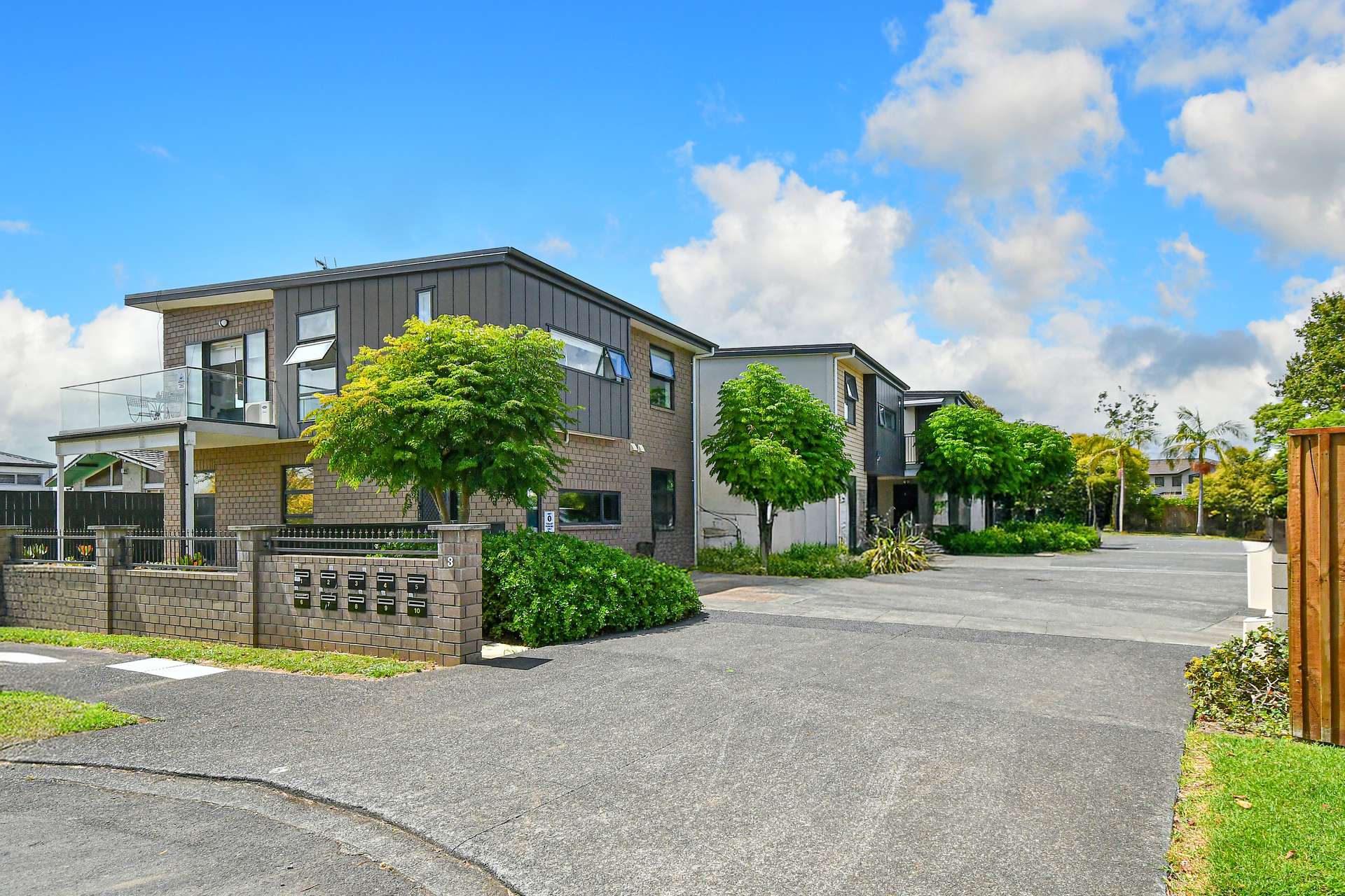 10/3 Woolfield Road photo 0