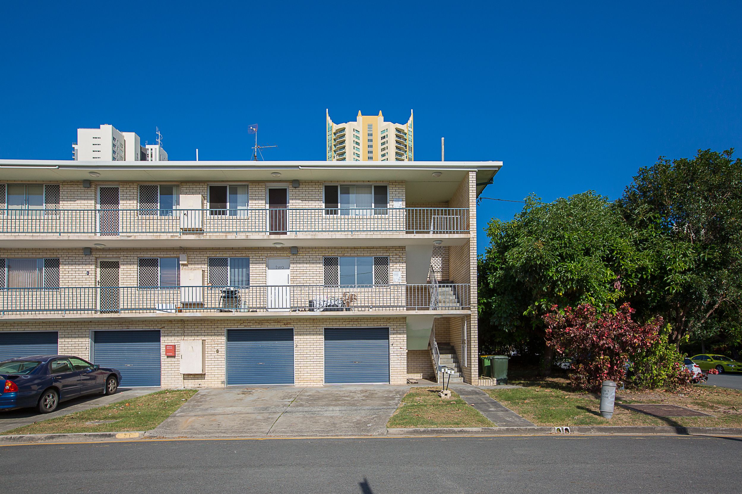 3/21 Oak Avenue, Surfers Paradise, QLD 4217