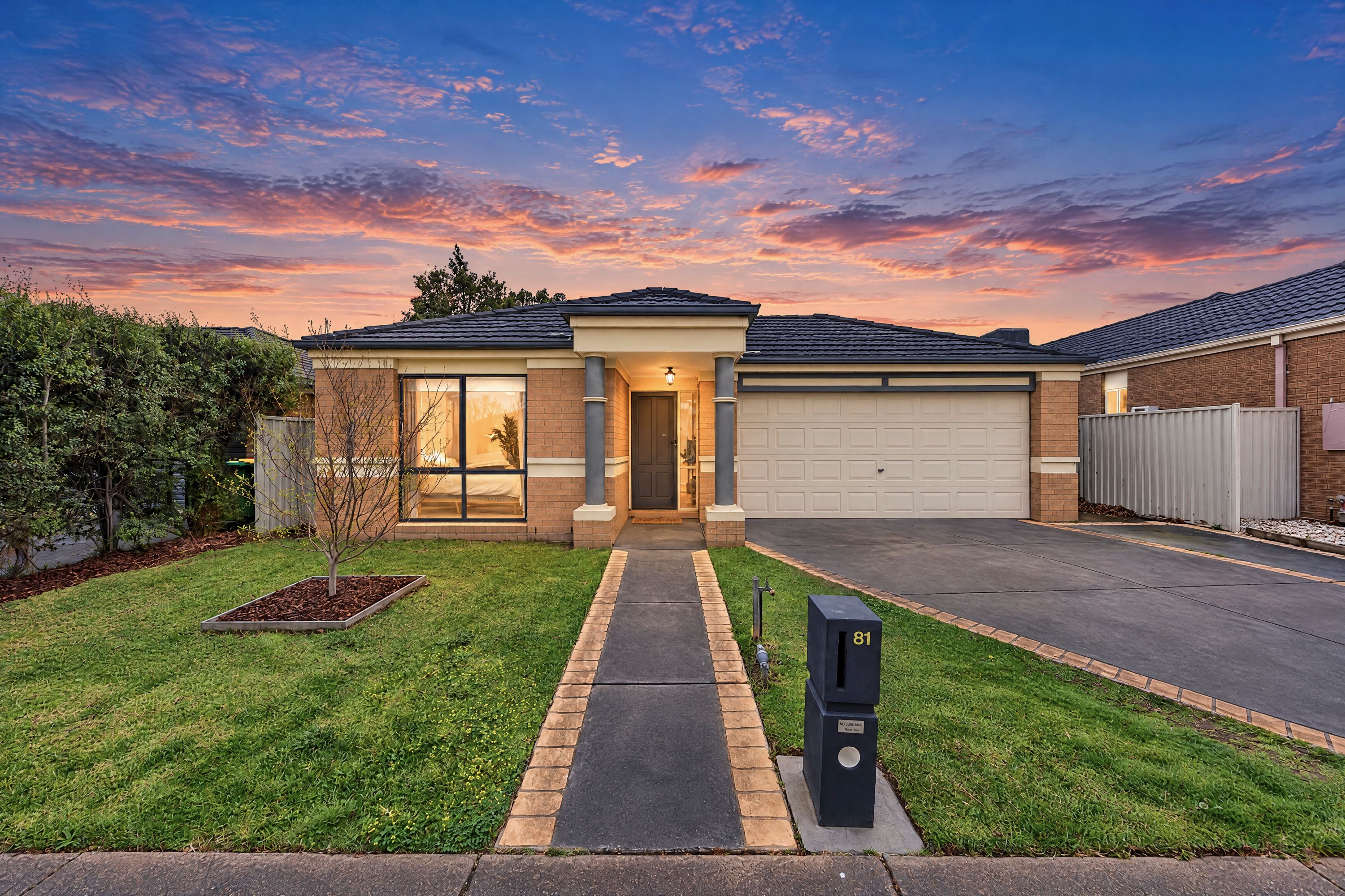 81 Oaklands Way — photo from Ray White Officer