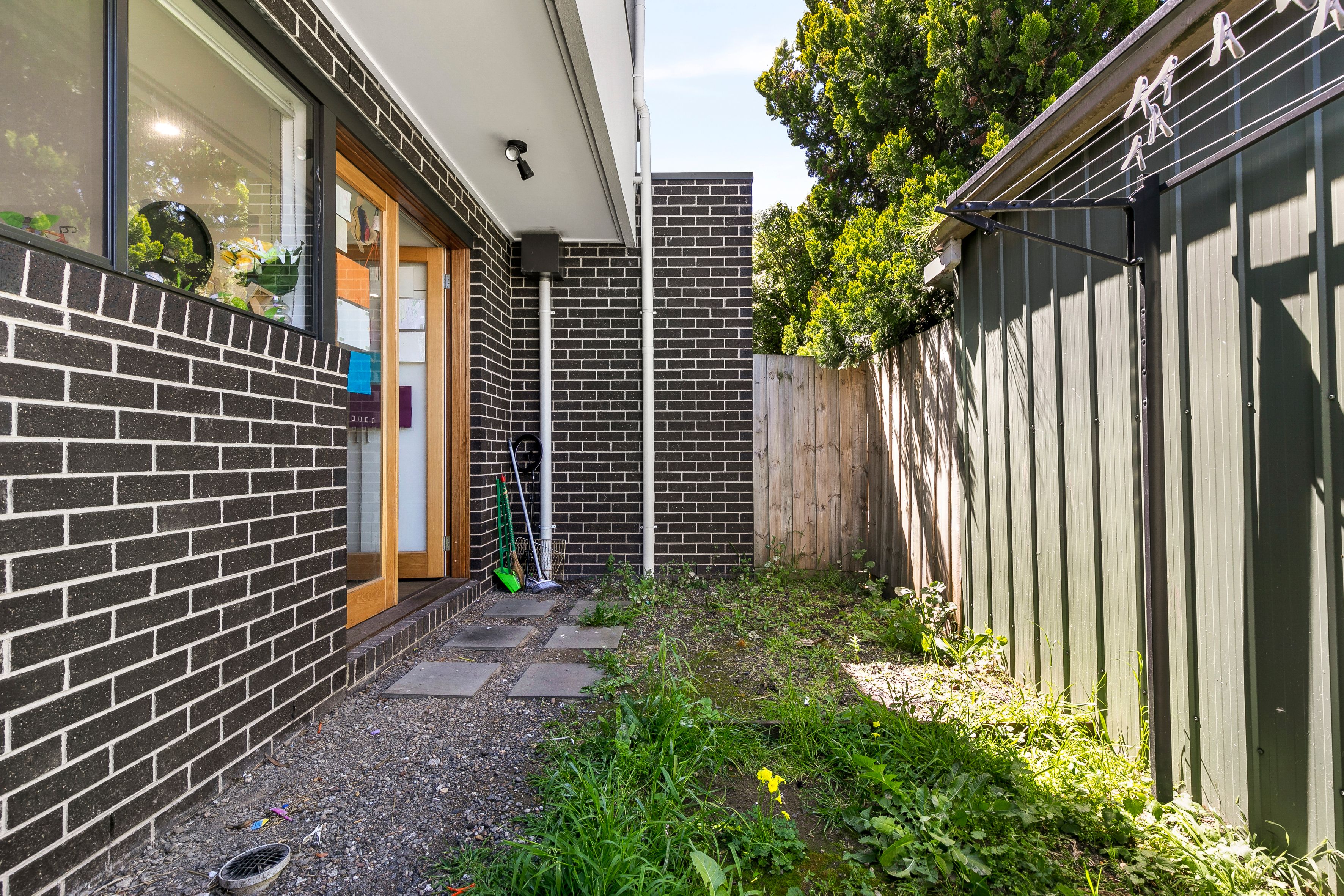 2/110 Waranga Crescent — photo 11 of 12