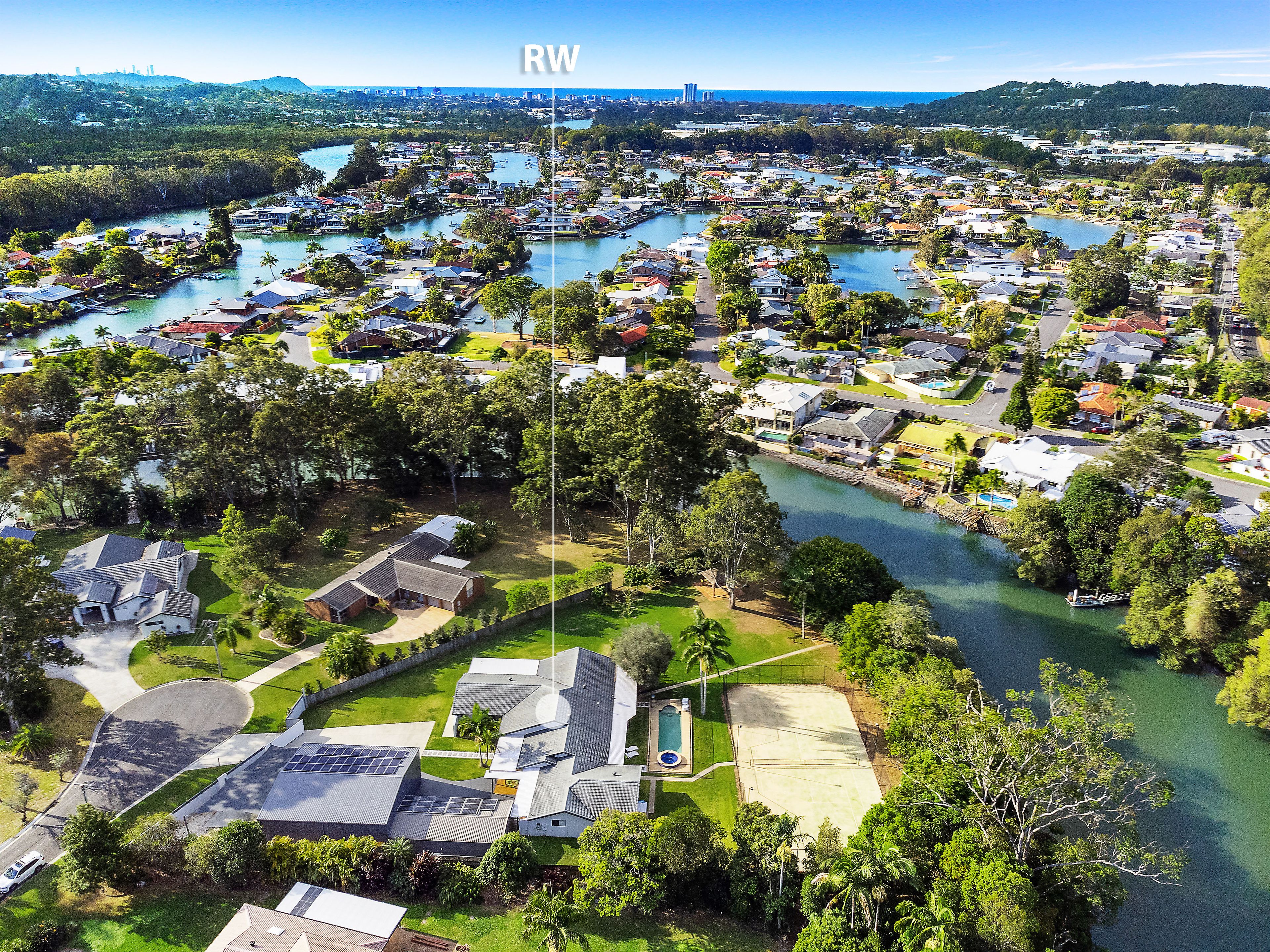 9 Jutland Place, Currumbin Waters QLD 4223