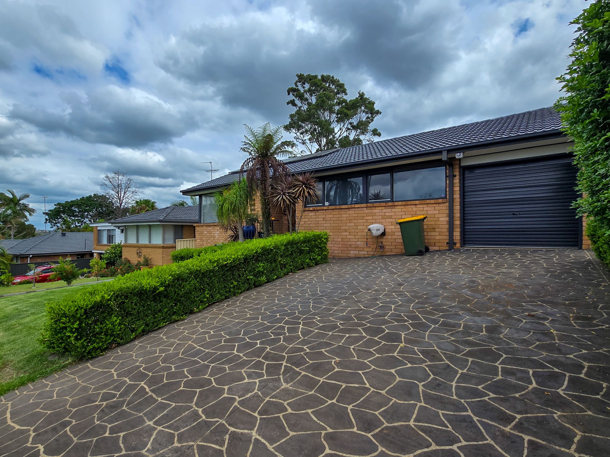 9 Aminya Crescent, Bradbury, NSW 2560