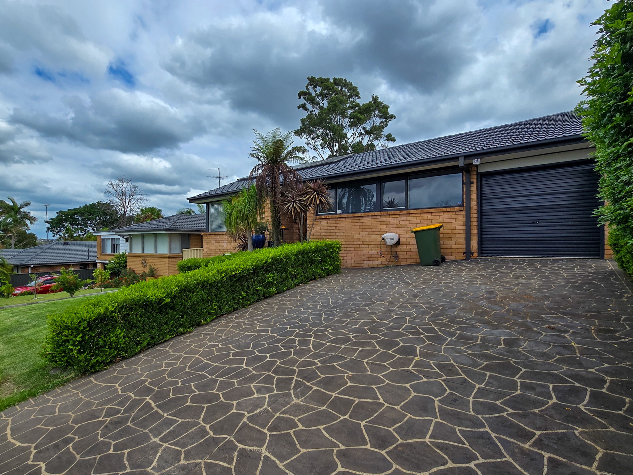 9 Aminya Crescent, Bradbury, NSW 2560