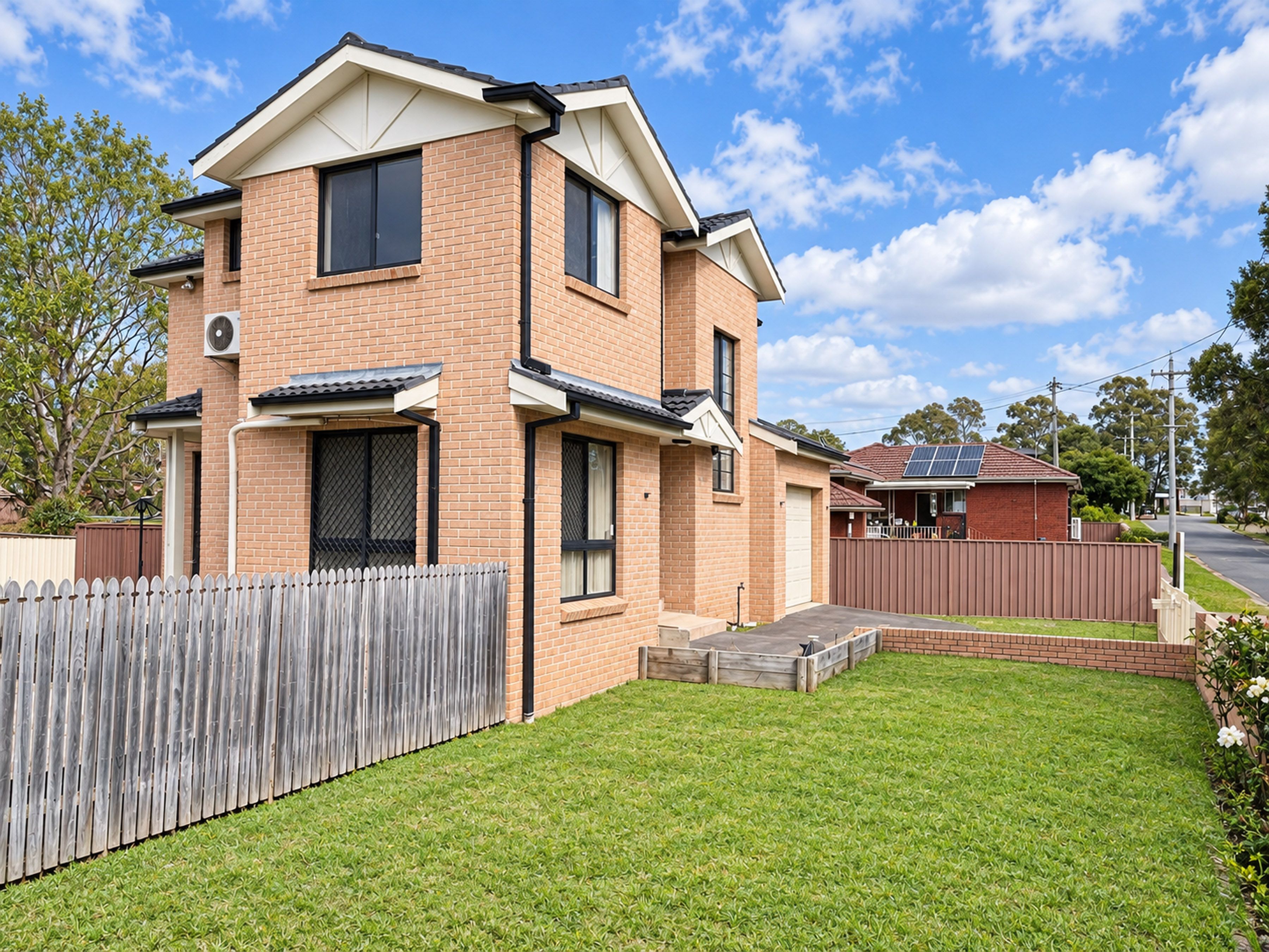 33 Oramzi Road — photo from Ray White United Group - Toongabbie