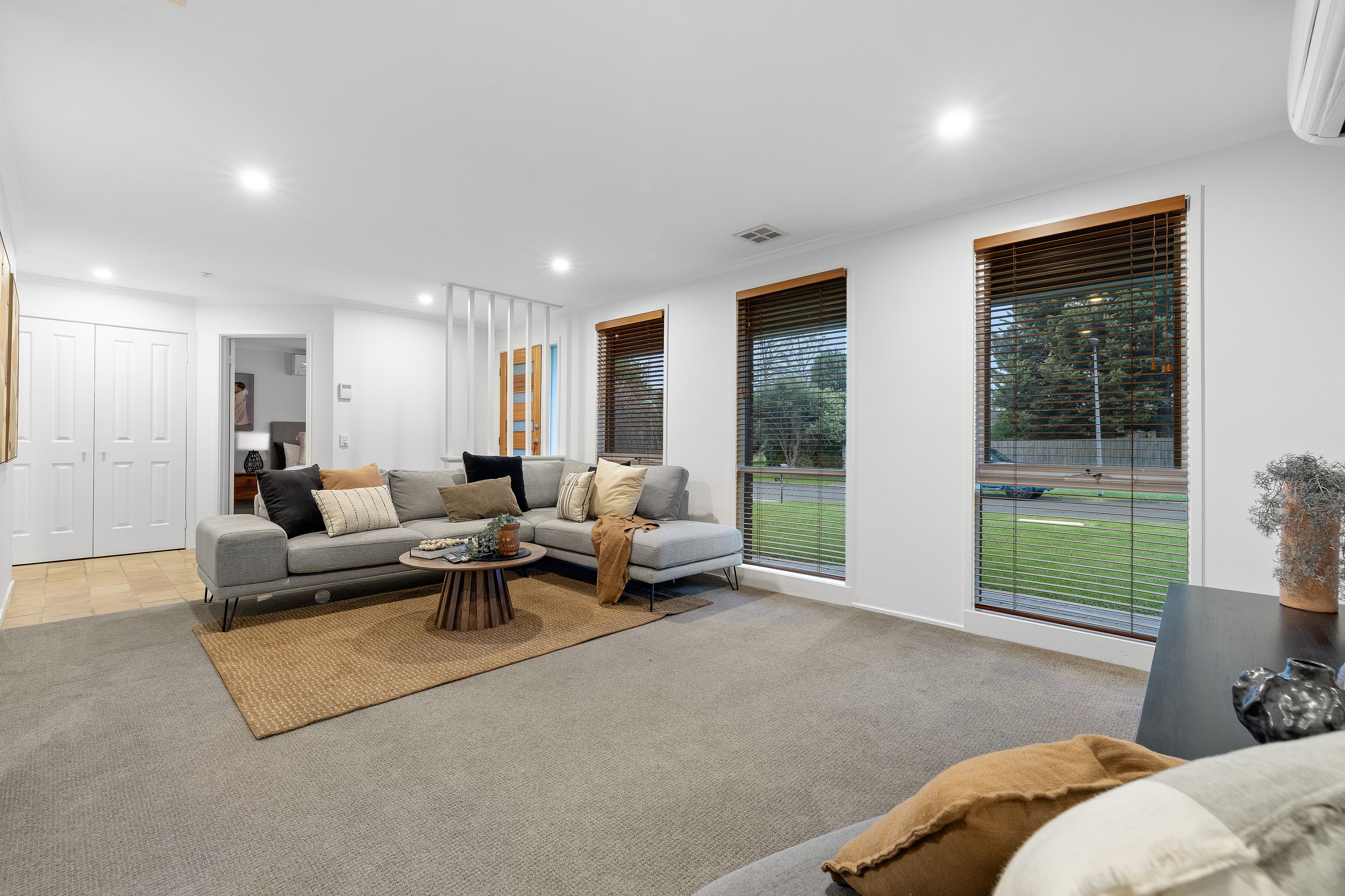 17 Colesbourne Court — photo 3 of 21