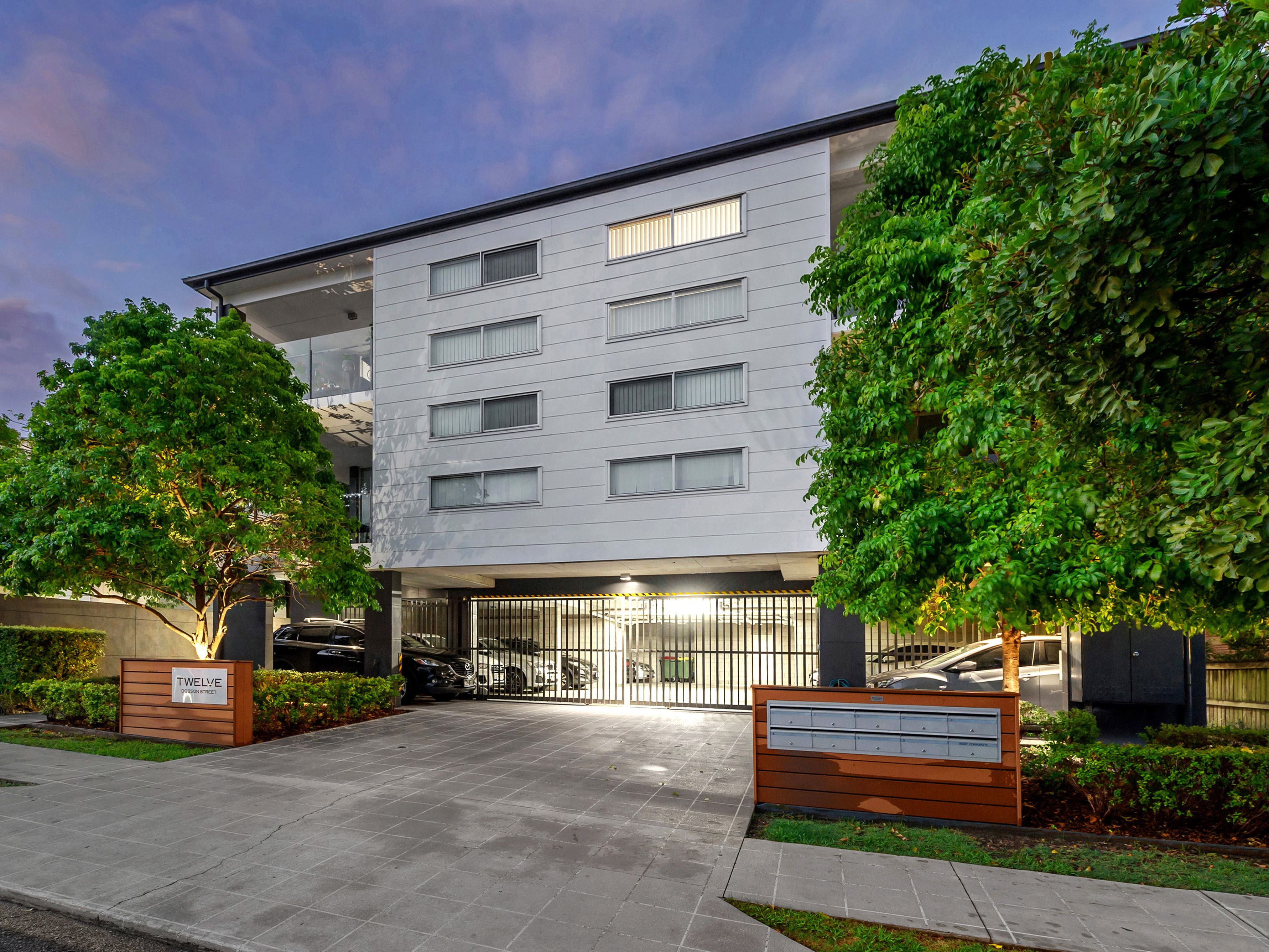 12 Dobson Street, Ascot QLD 4007