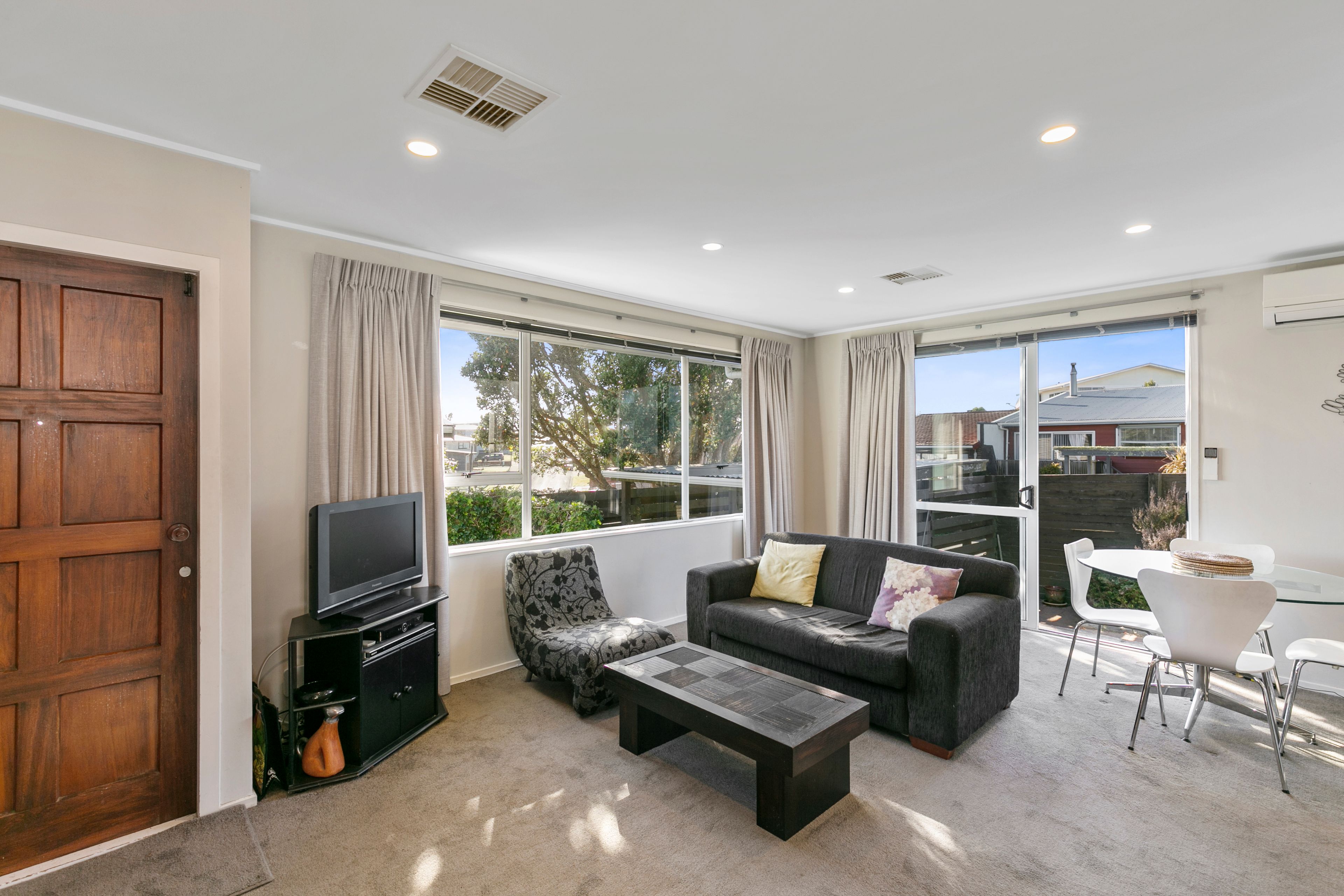 50a Edgecombe Street, Newlands, Wellington City