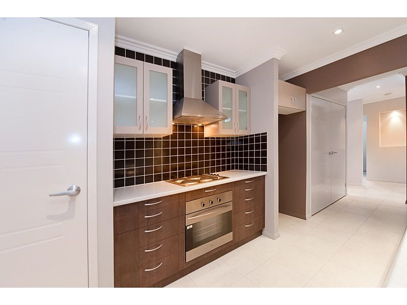 1/15 Parkside Place, Norman Gardens, QLD 4701