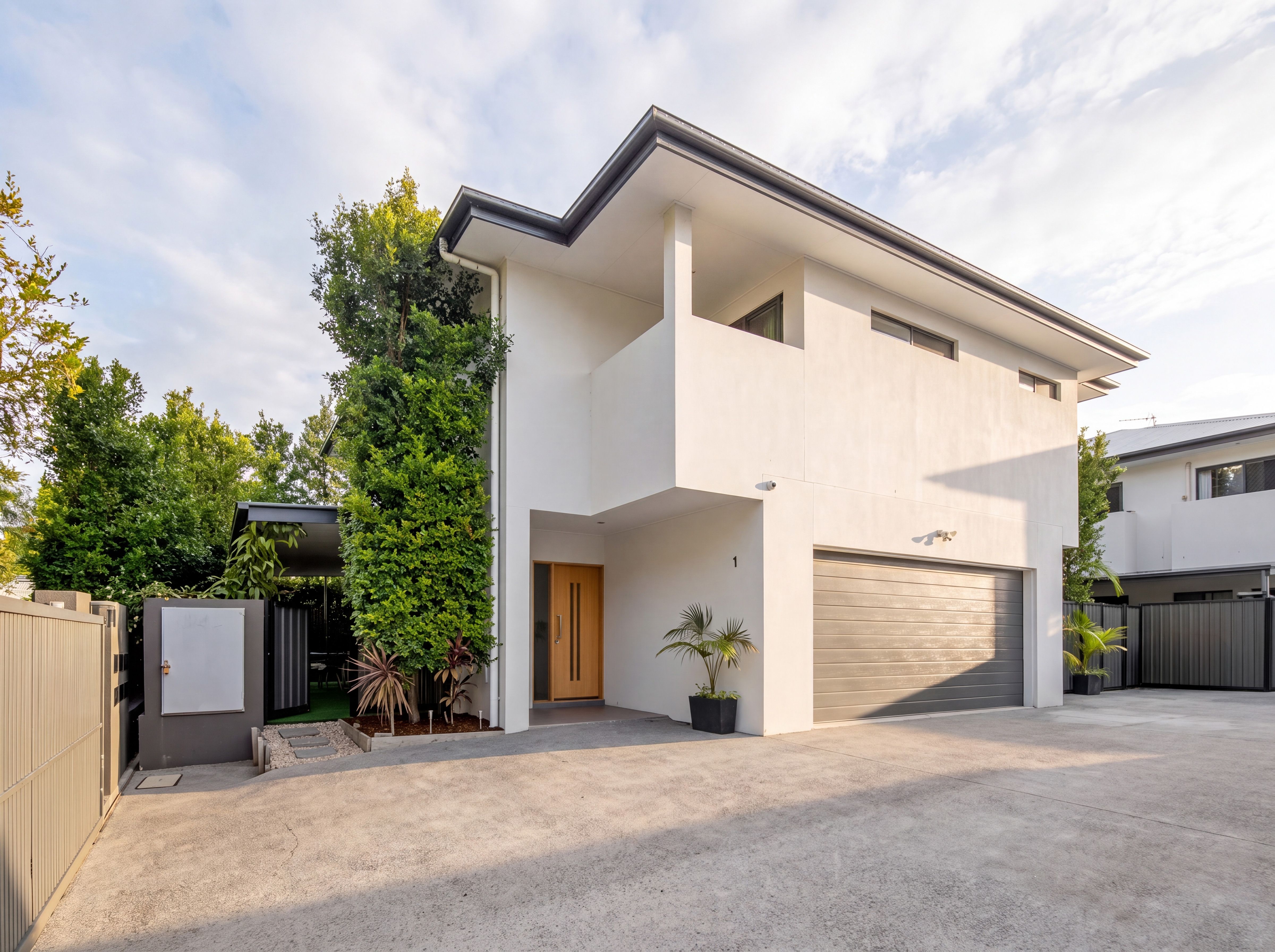 1/5 Blake Street — photo from Ray White Broadbeach